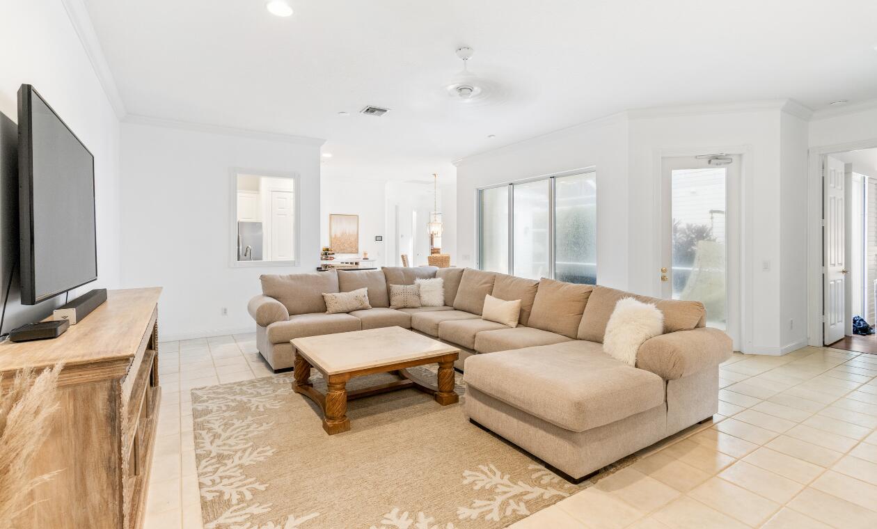 172 Queensland Lane