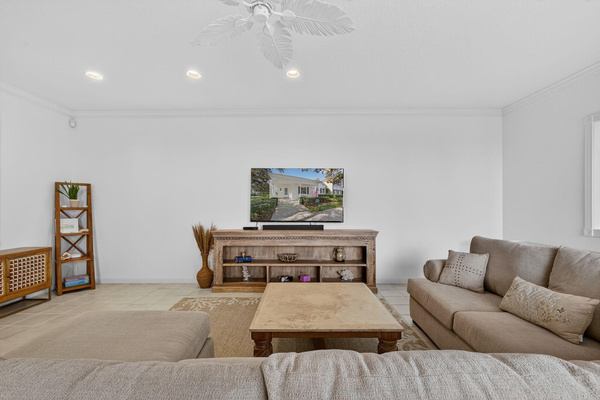 172 Queensland Lane