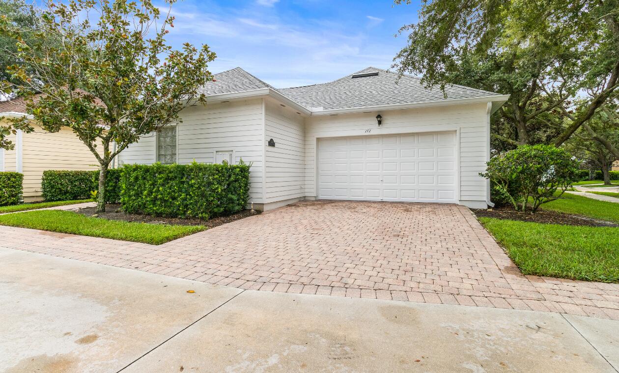 172 Queensland Lane