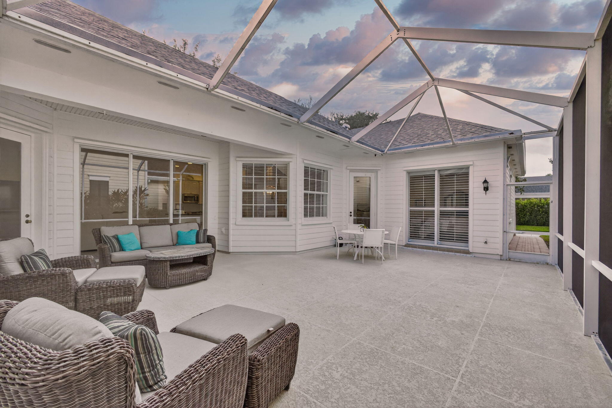 172 Queensland Lane