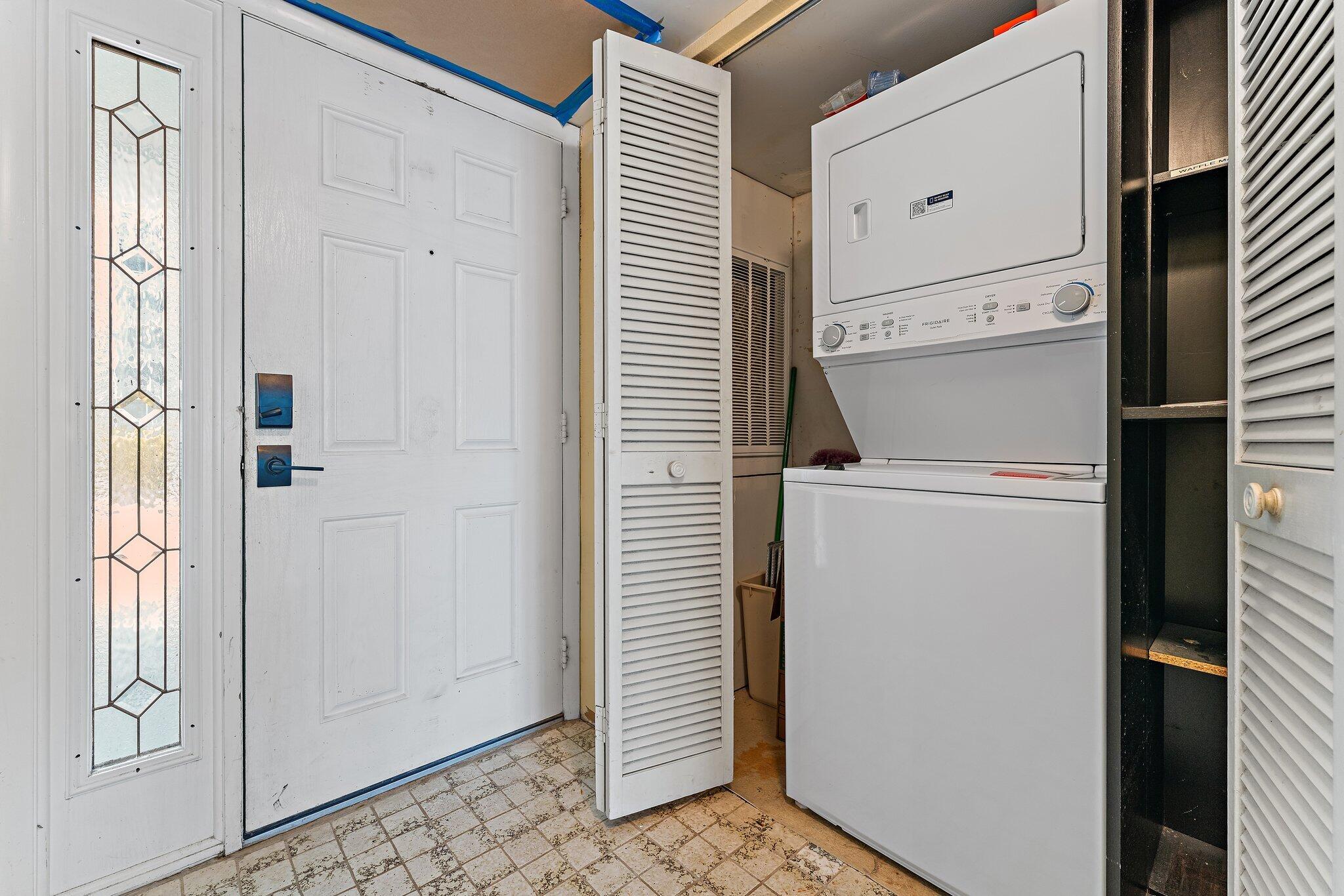 900 Ocean Drive 104