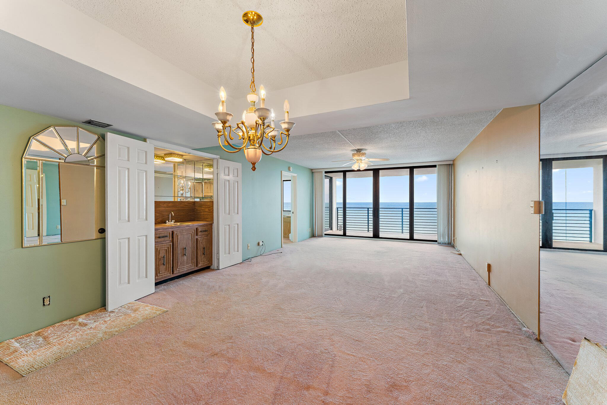 900 Ocean Drive 104
