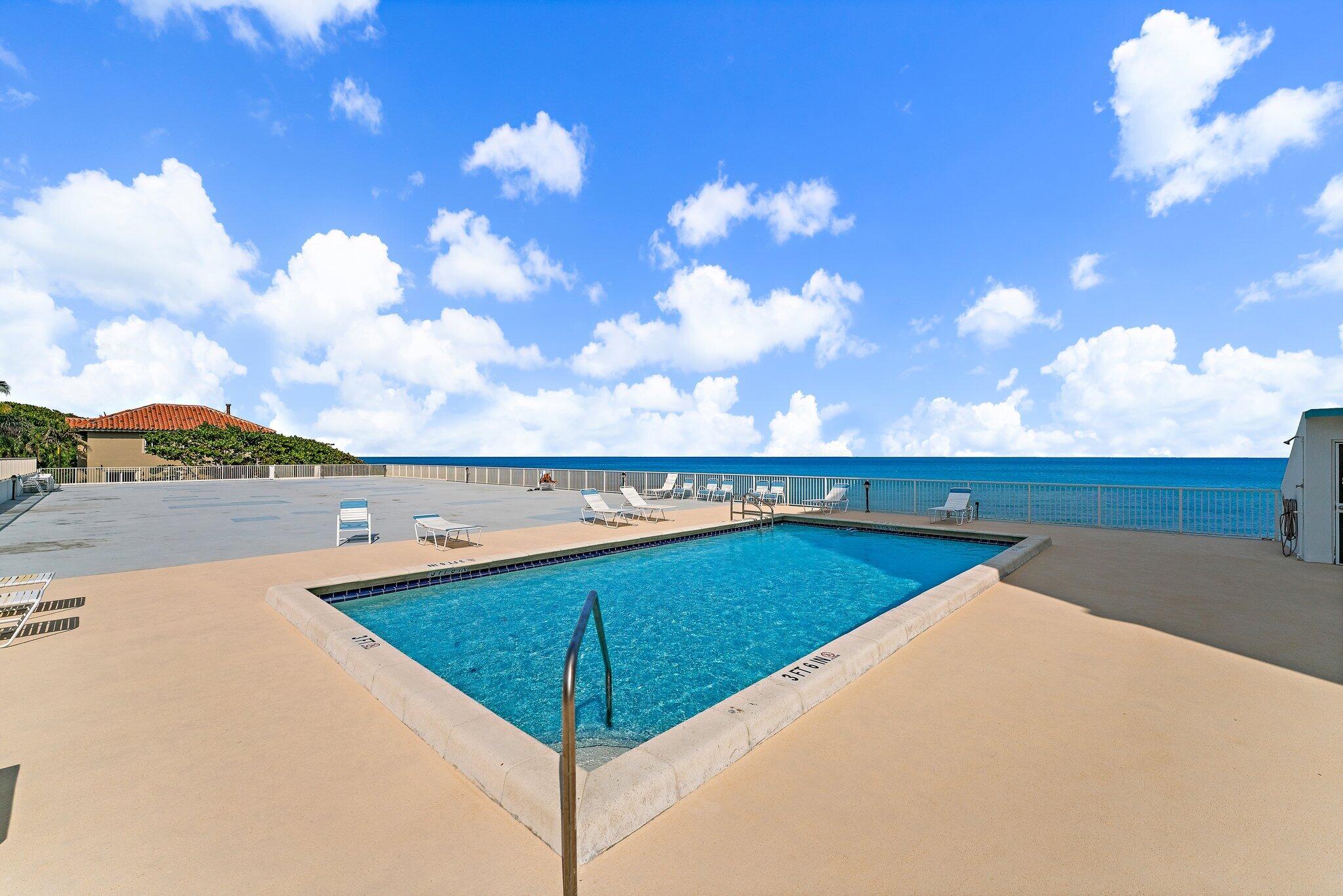 900 Ocean Drive 104