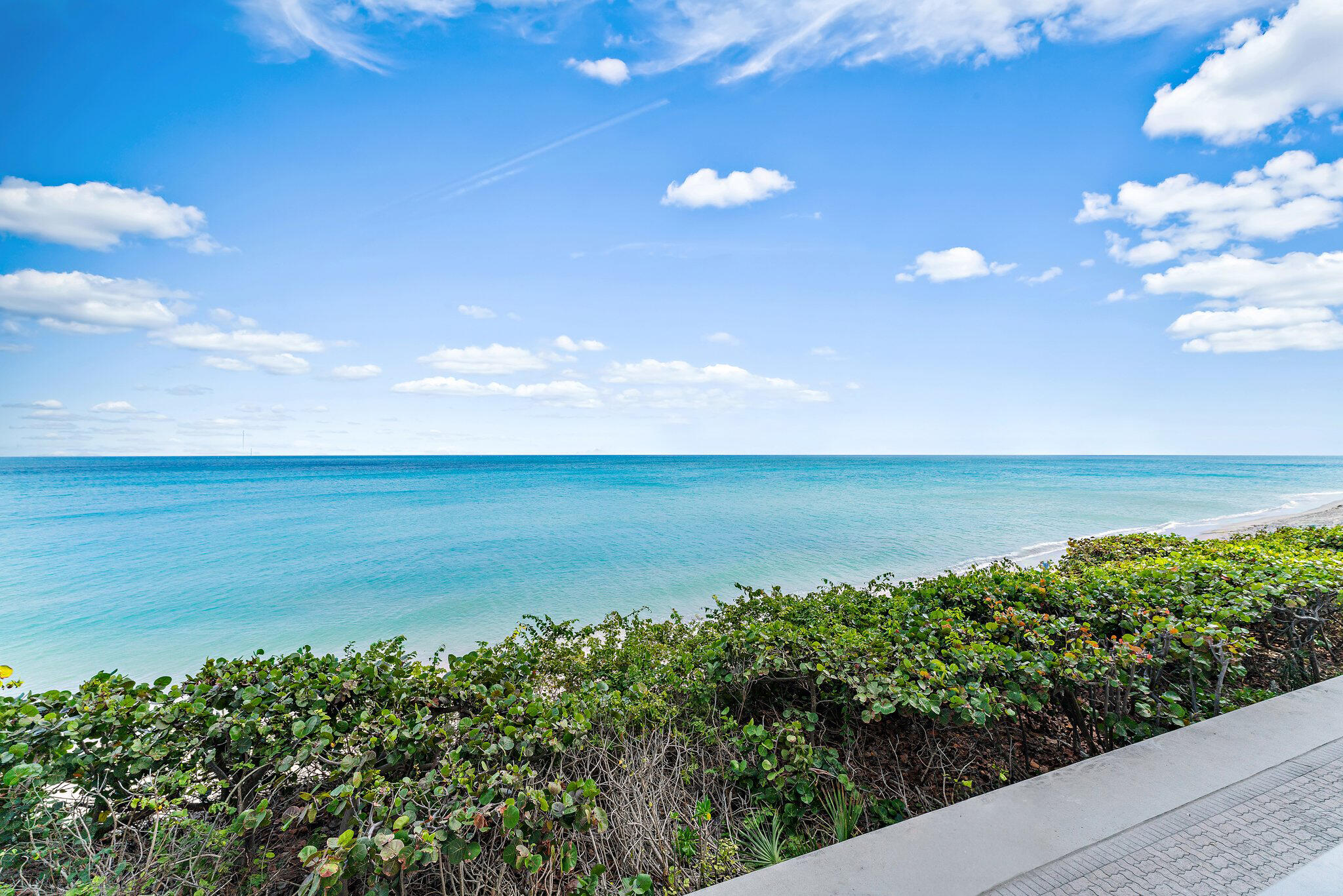 900 Ocean Drive 104