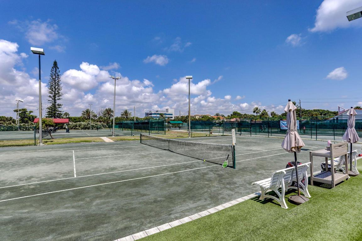 1605 S Us Highway 1 A407