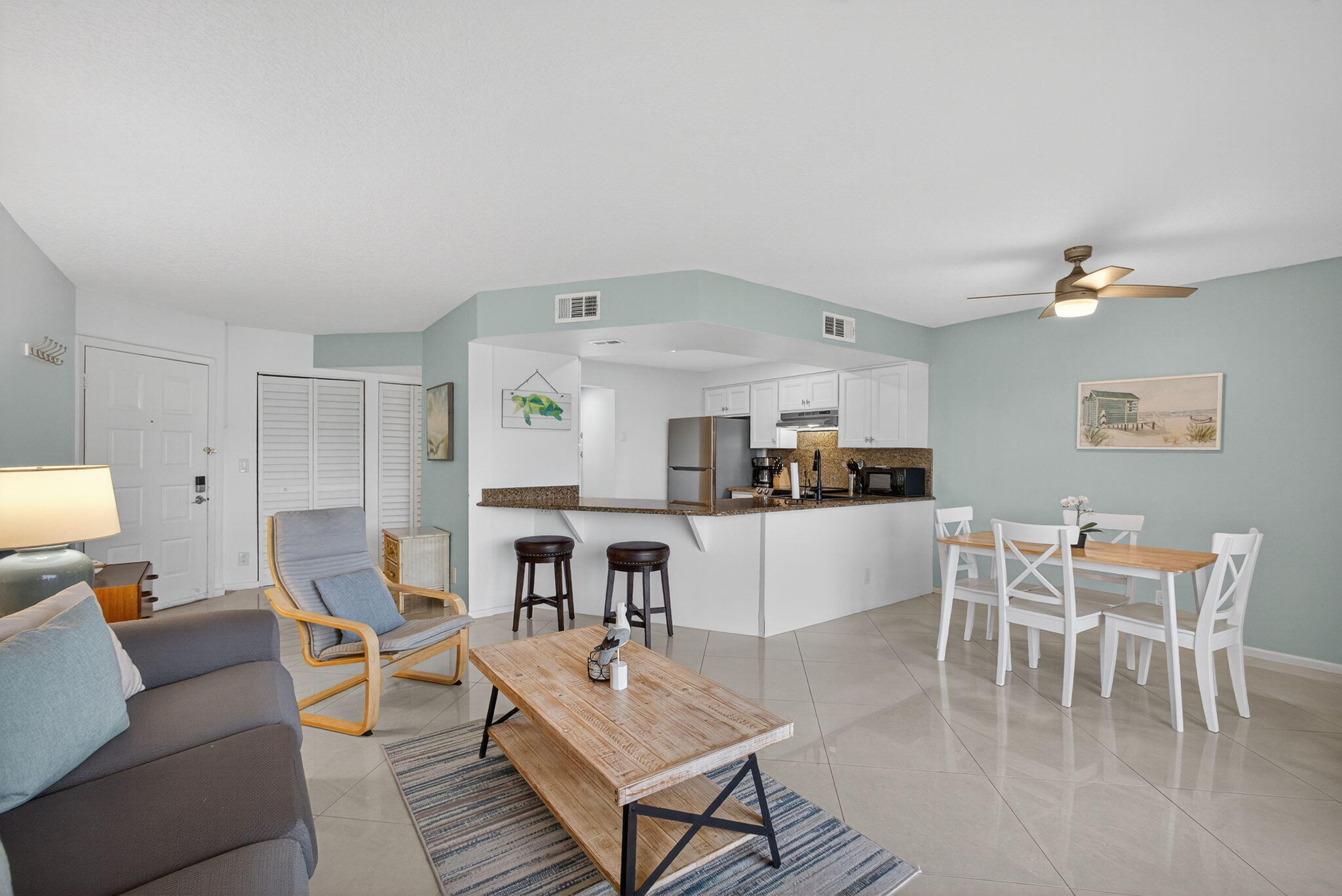 1605 S Us Highway 1 A407