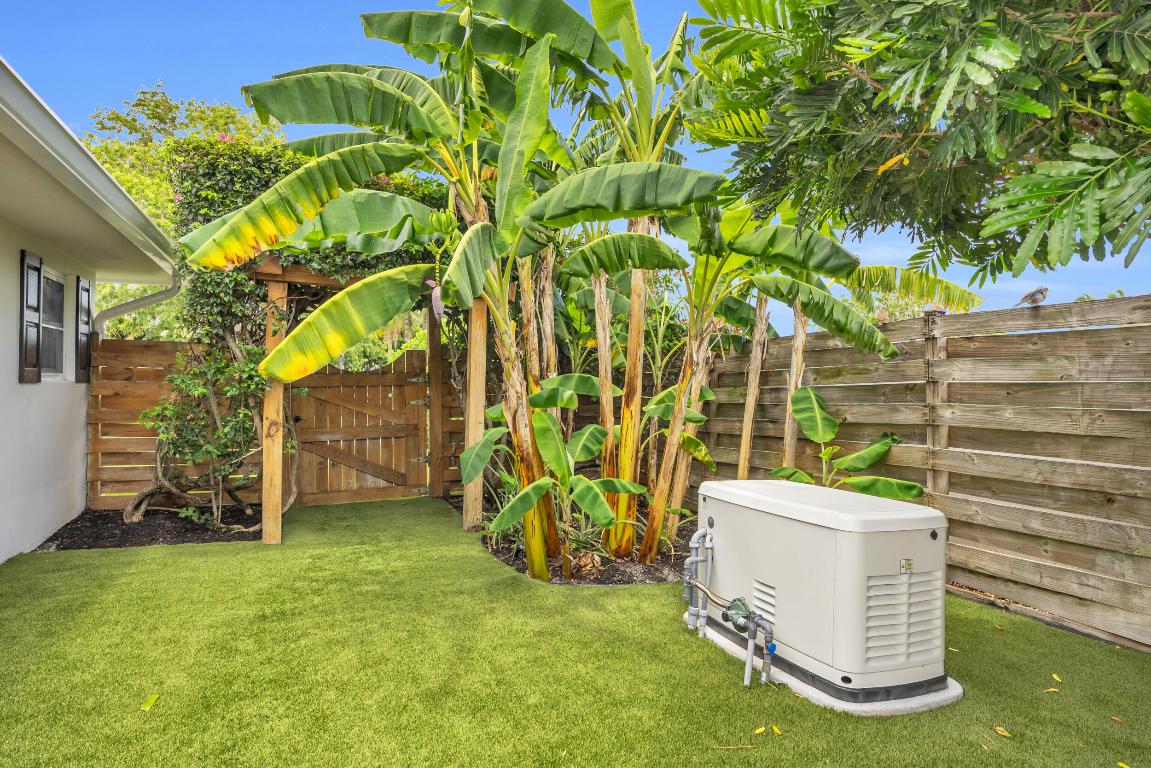 11 SE Splitrail Circle