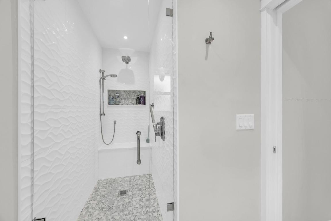 11 SE Splitrail Circle