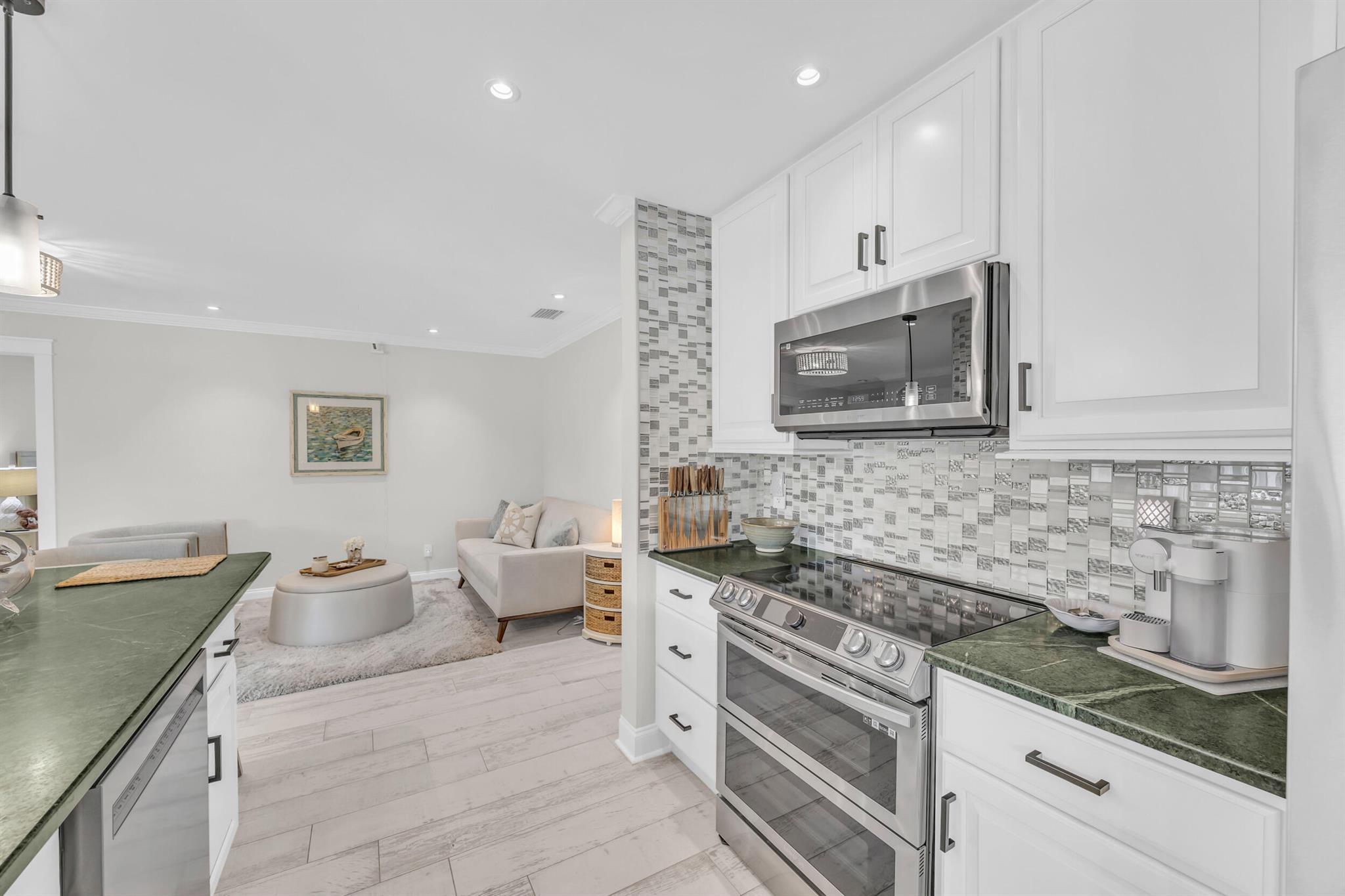 11 SE Splitrail Circle