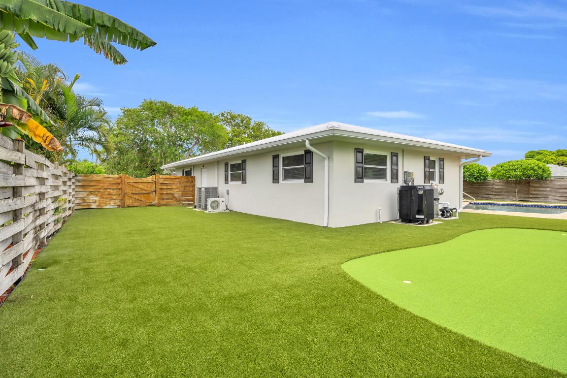 11 SE Splitrail Circle