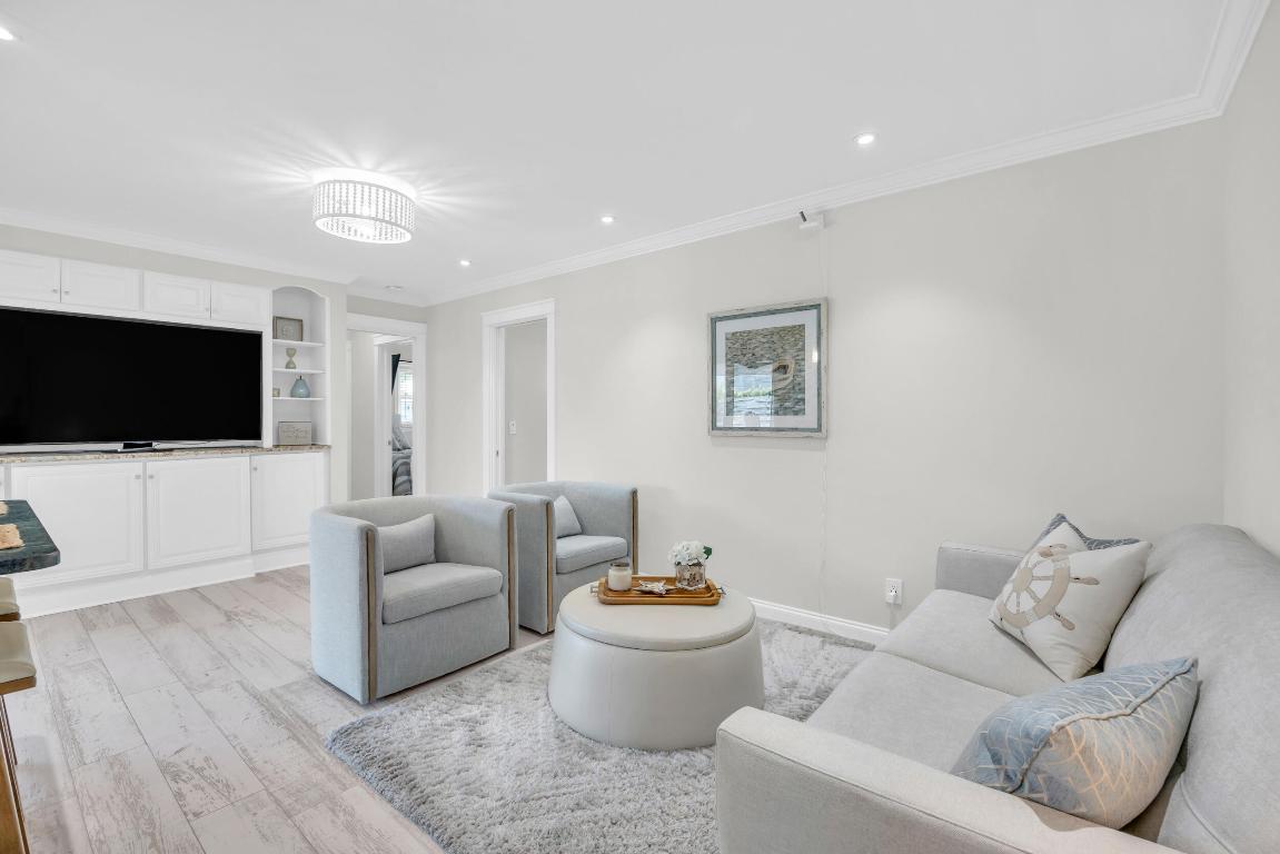 11 SE Splitrail Circle