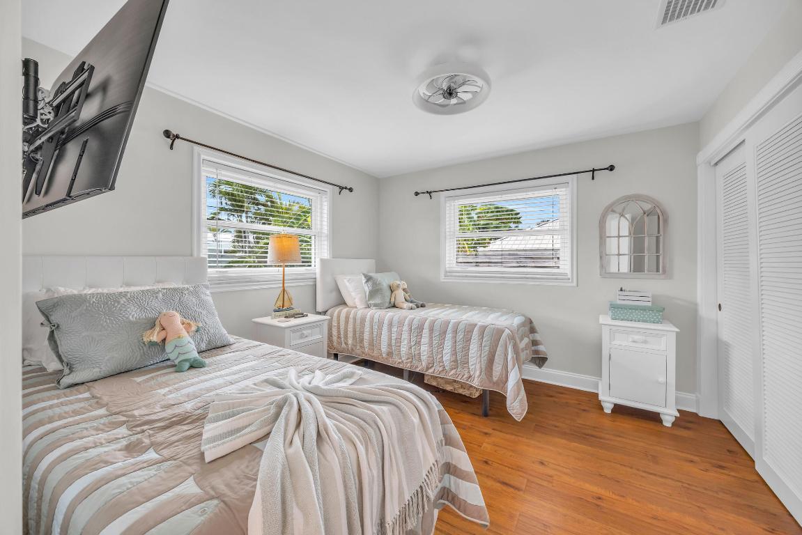 11 SE Splitrail Circle