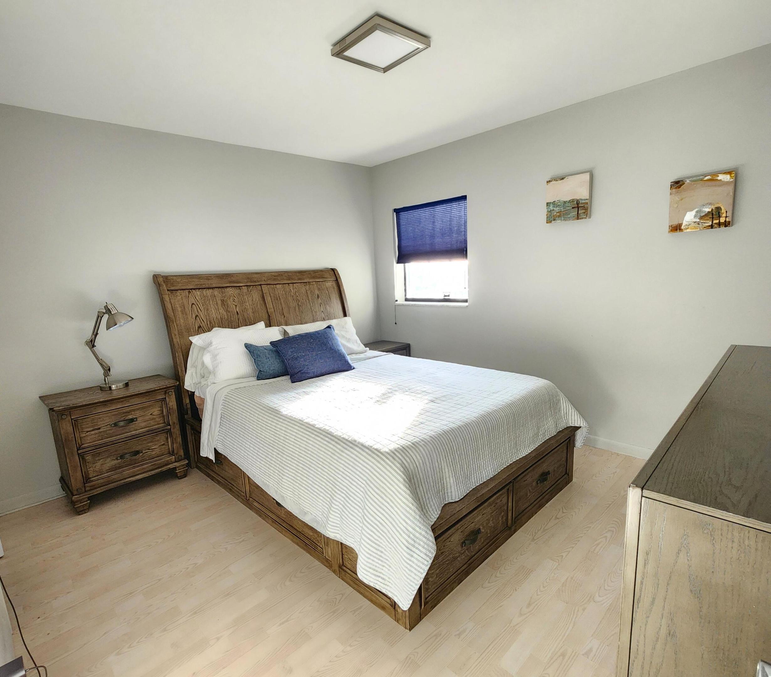 5151 N Highway A1a 411