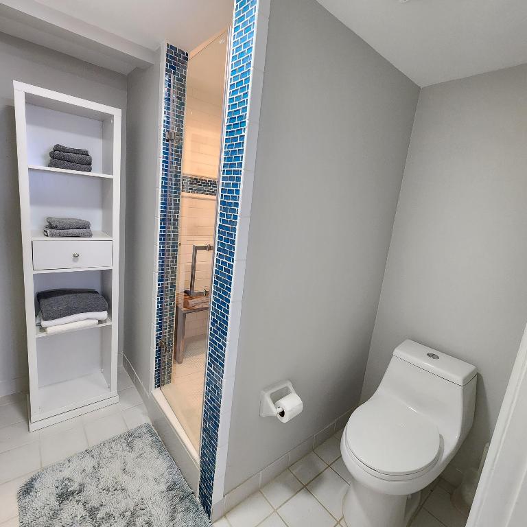 5151 N Highway A1a 411