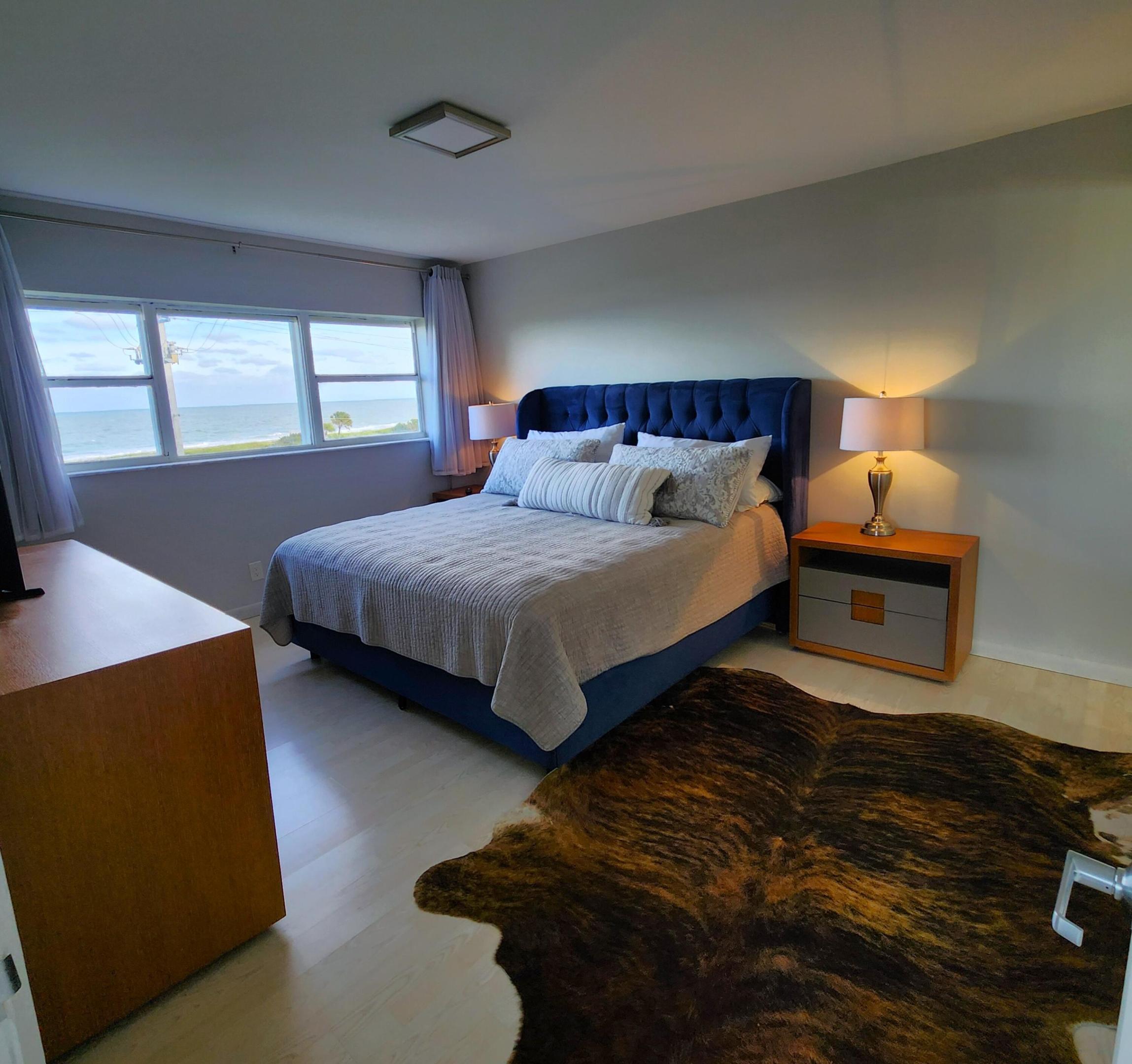 5151 N Highway A1a 411