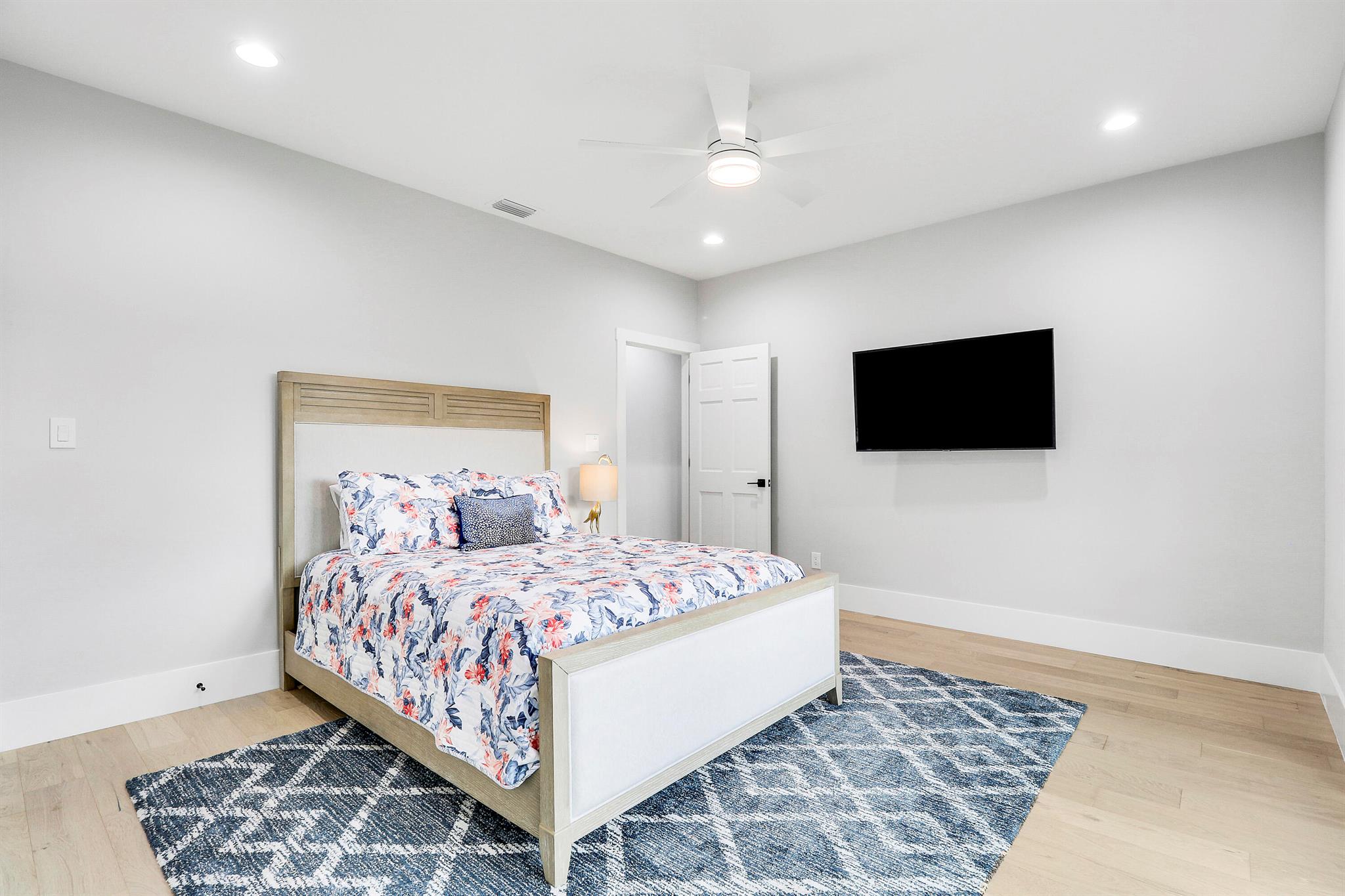 109 SE Turtle Creek Drive