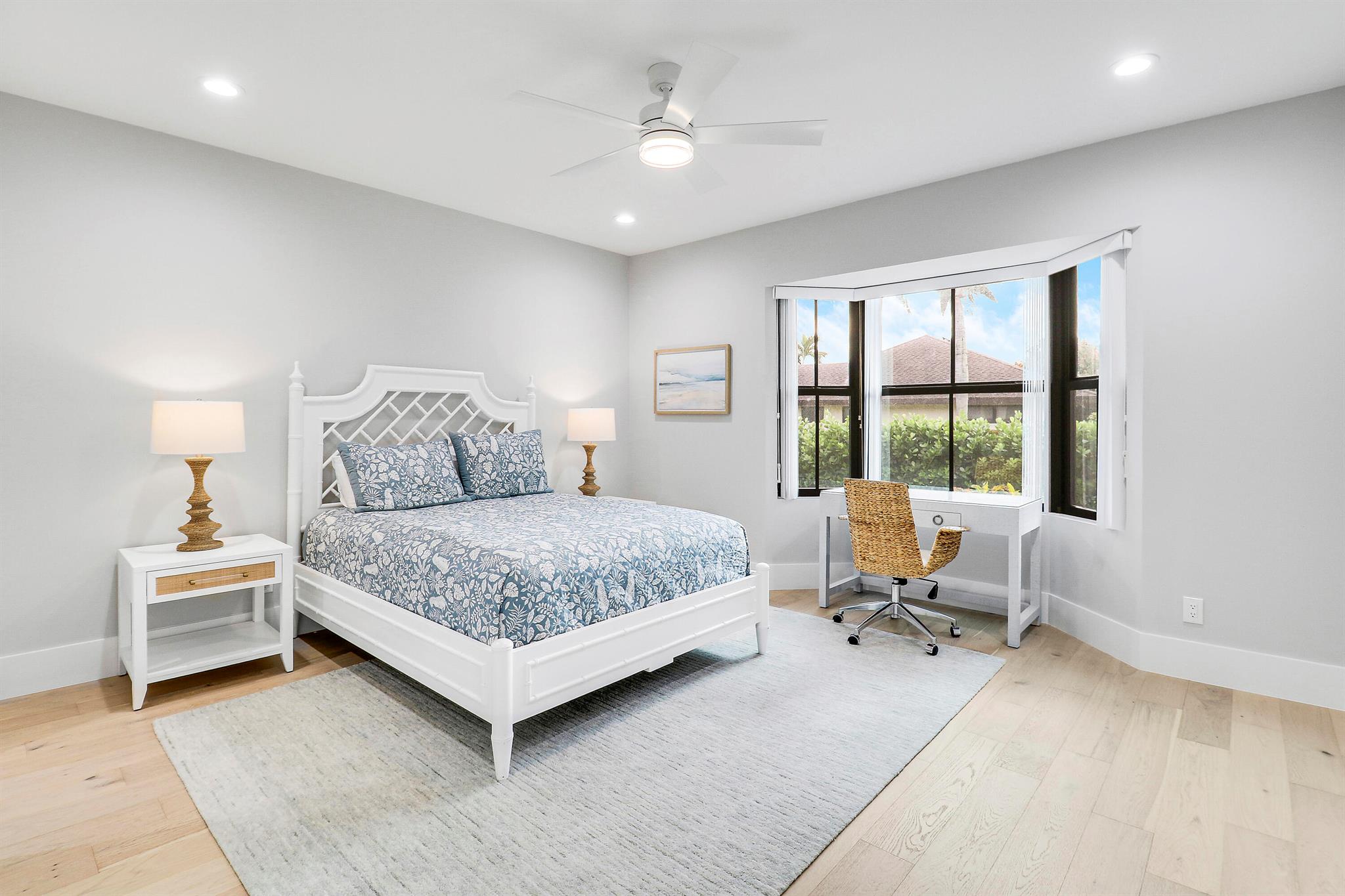 109 SE Turtle Creek Drive