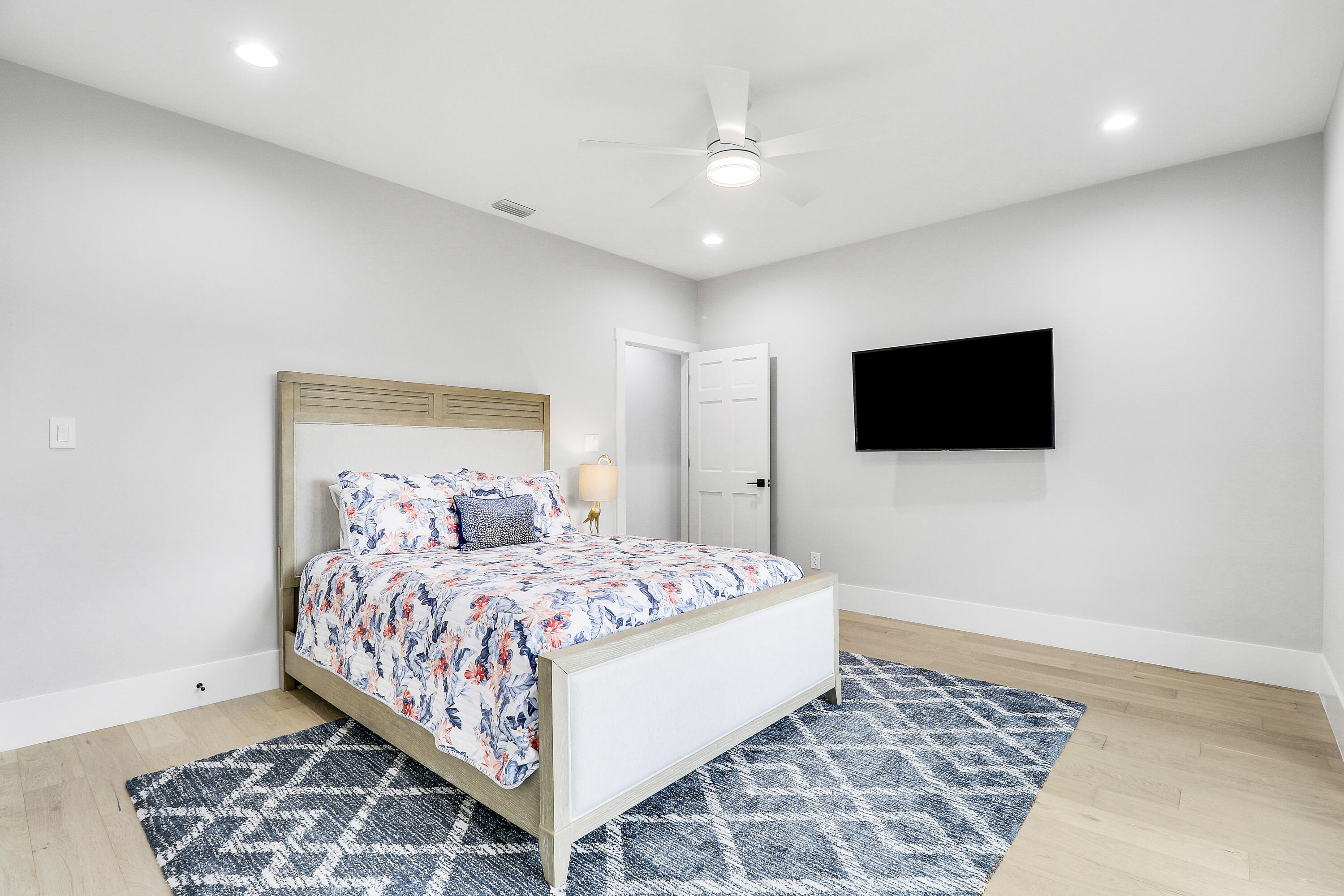 109 SE Turtle Creek Drive