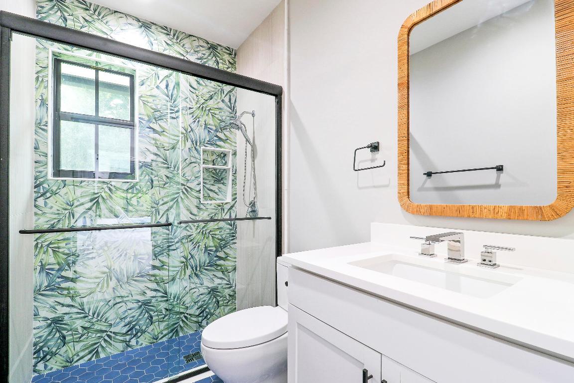 109 SE Turtle Creek Drive