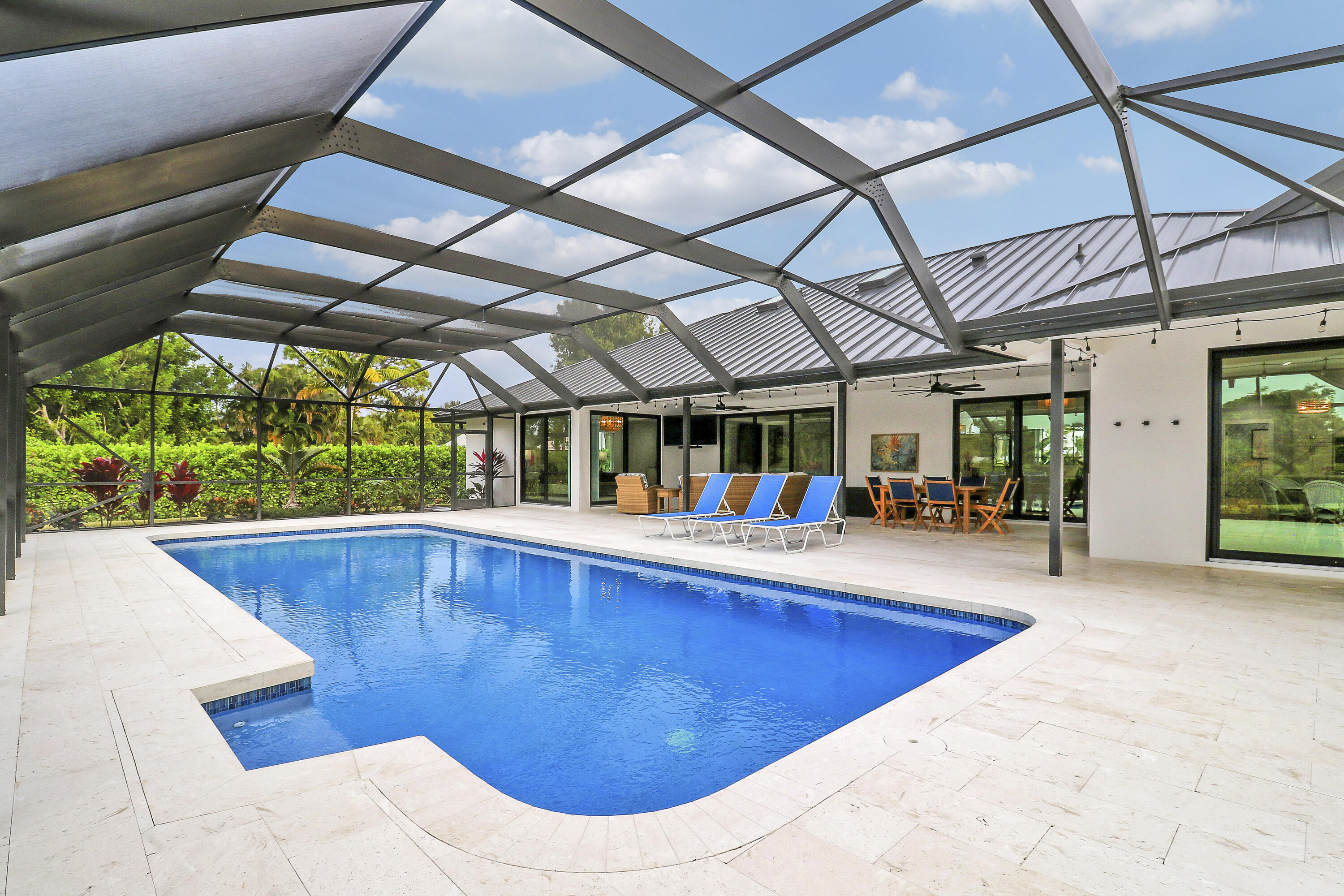 109 SE Turtle Creek Drive