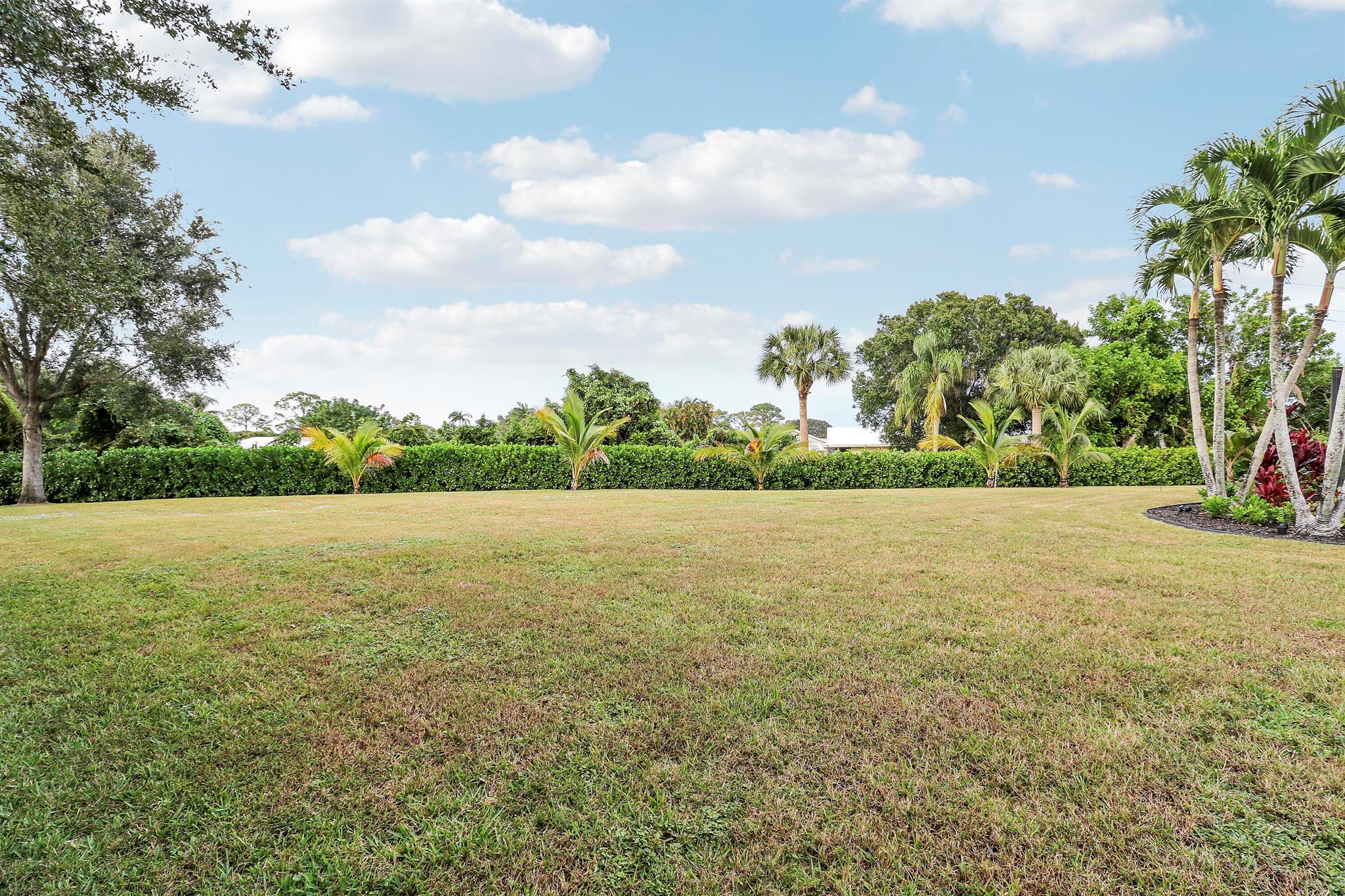 109 SE Turtle Creek Drive