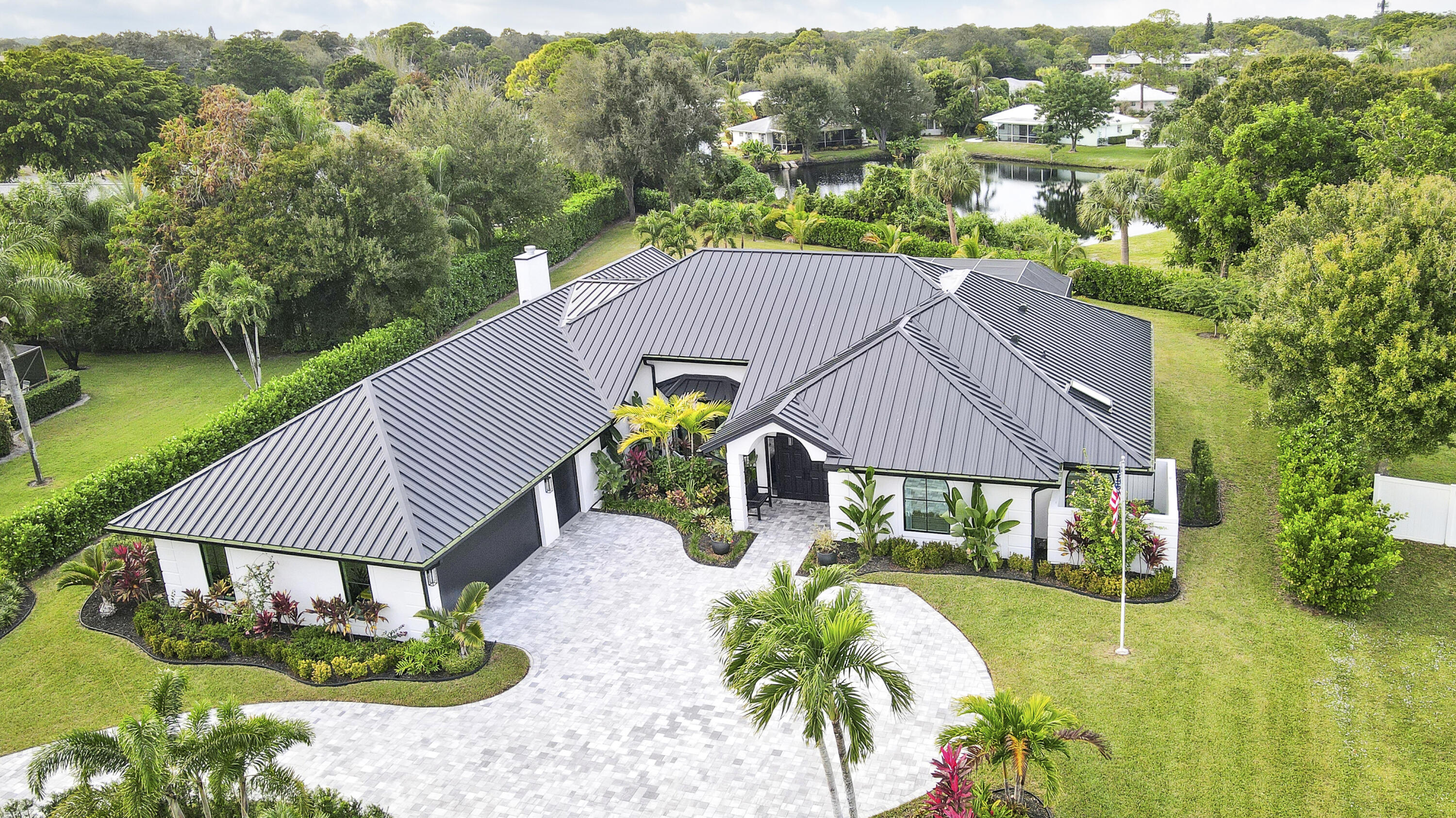 109 SE Turtle Creek Drive