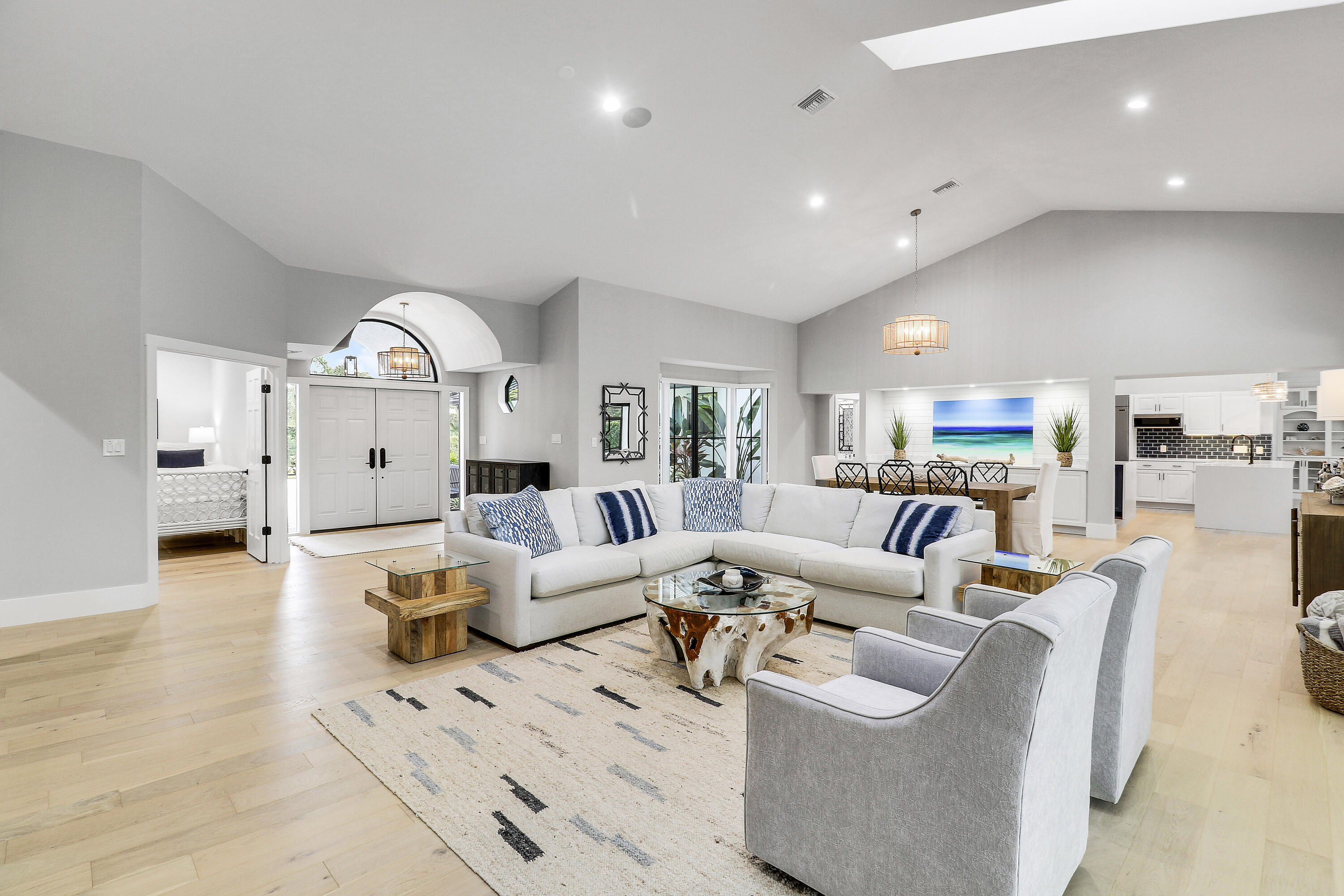 109 SE Turtle Creek Drive