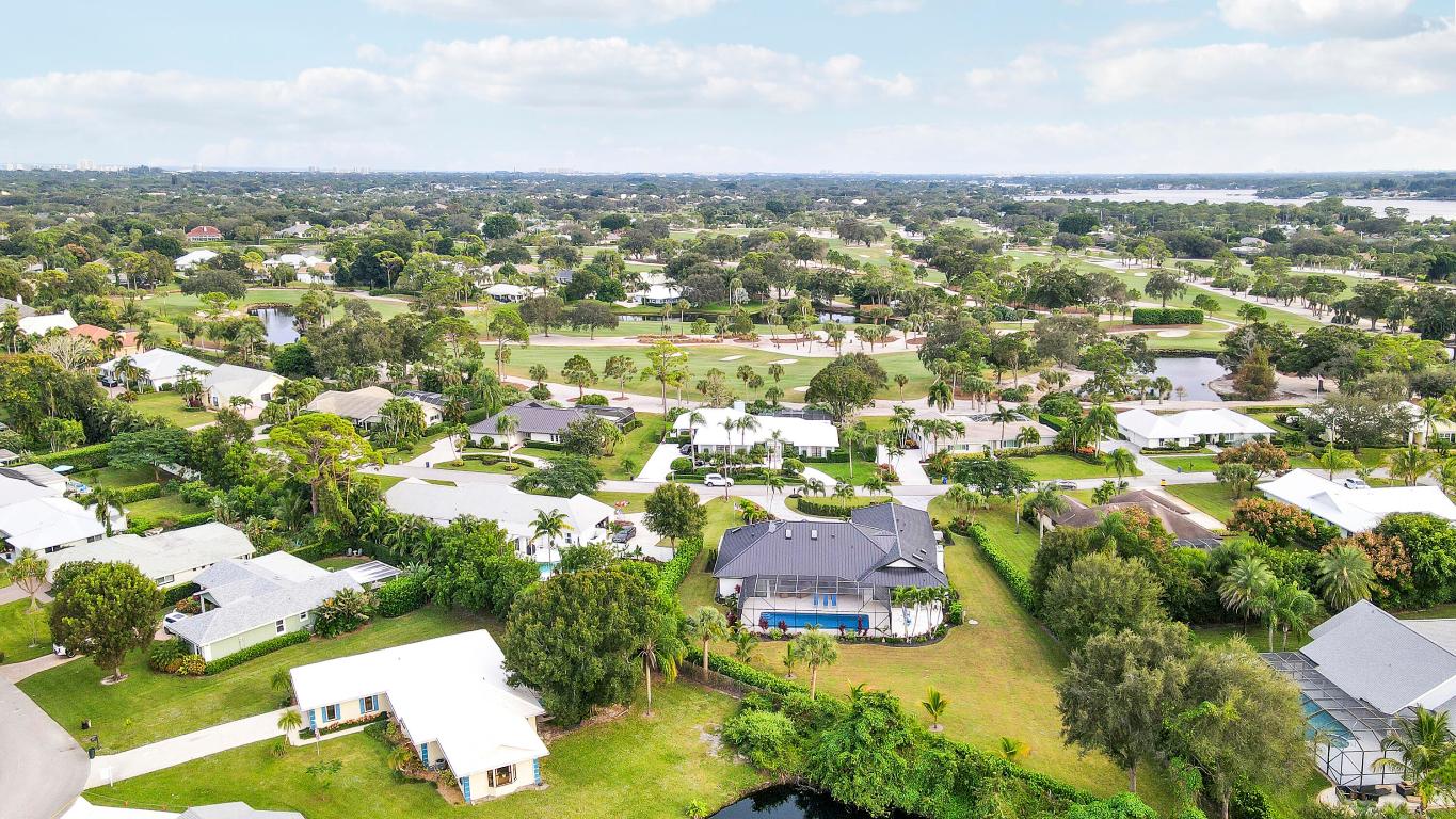 109 SE Turtle Creek Drive