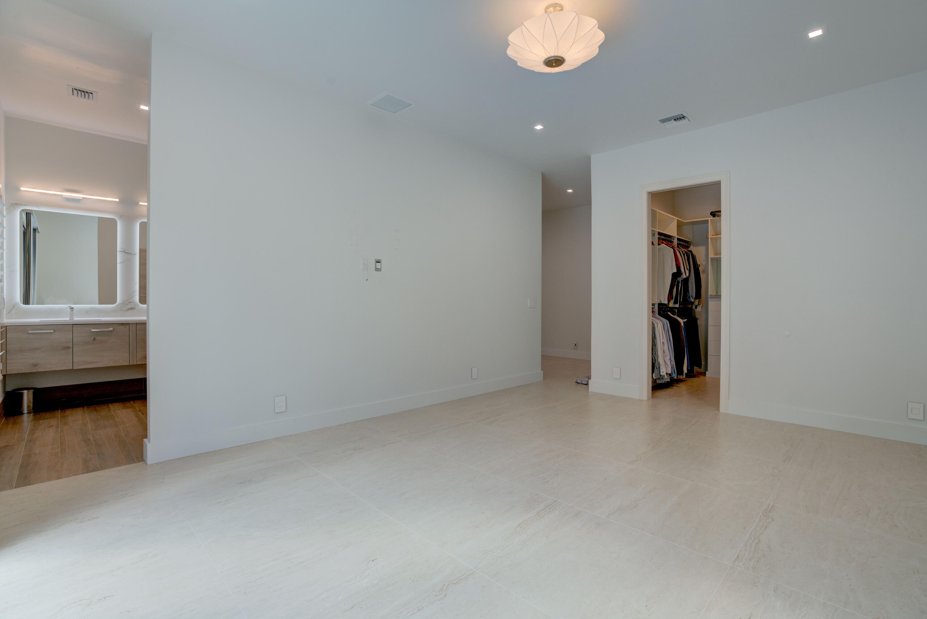 14036 N Miller Drive