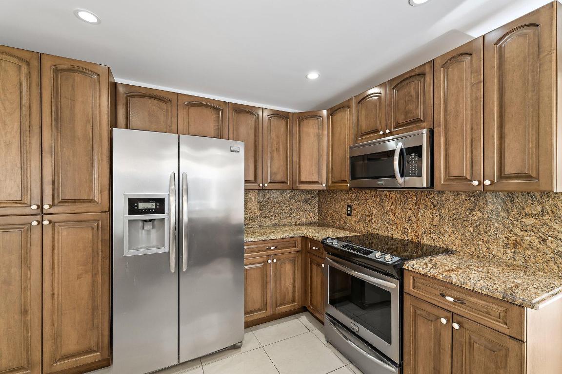 18799 Rio Vista Drive