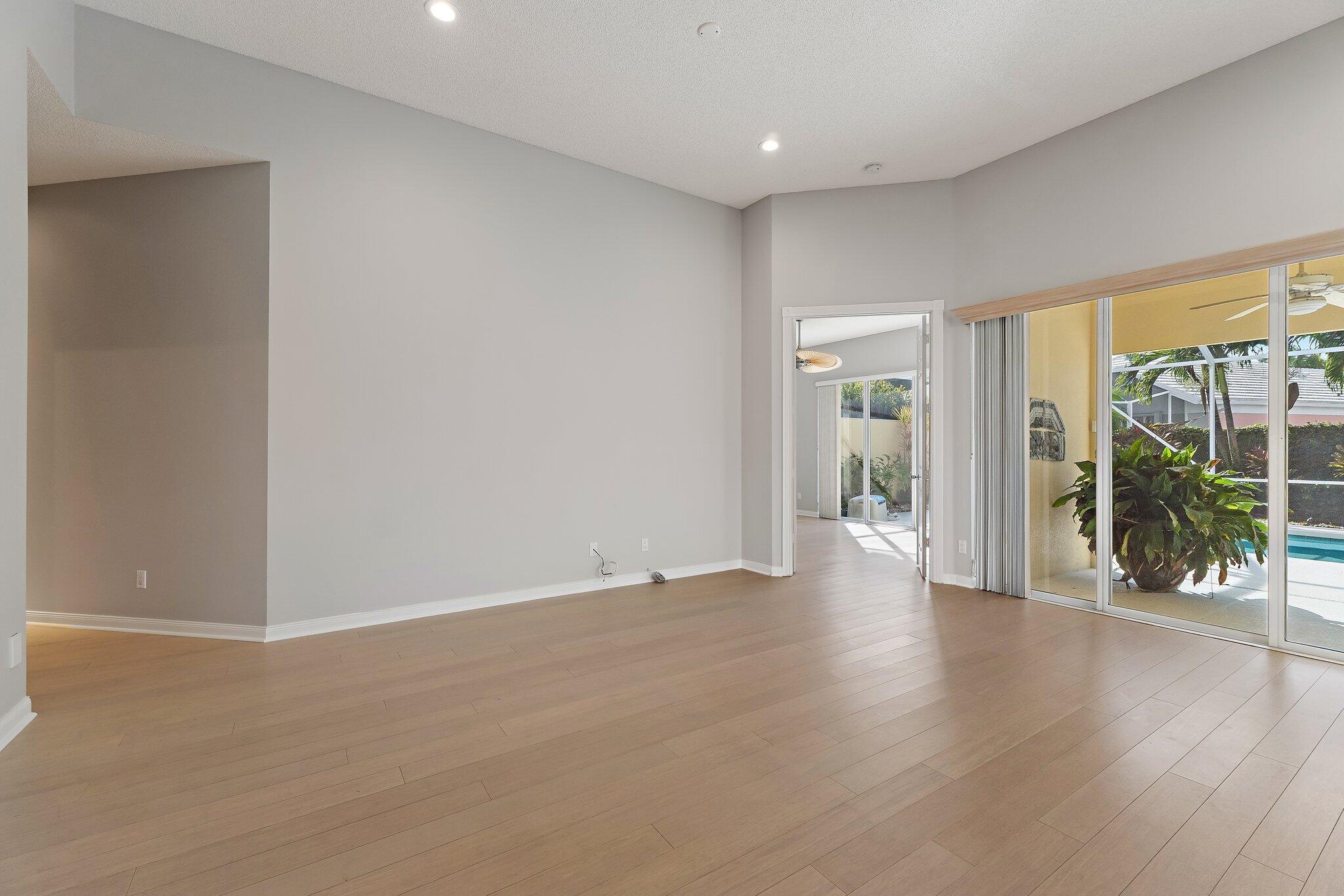 8445 E Garden Oaks Circle