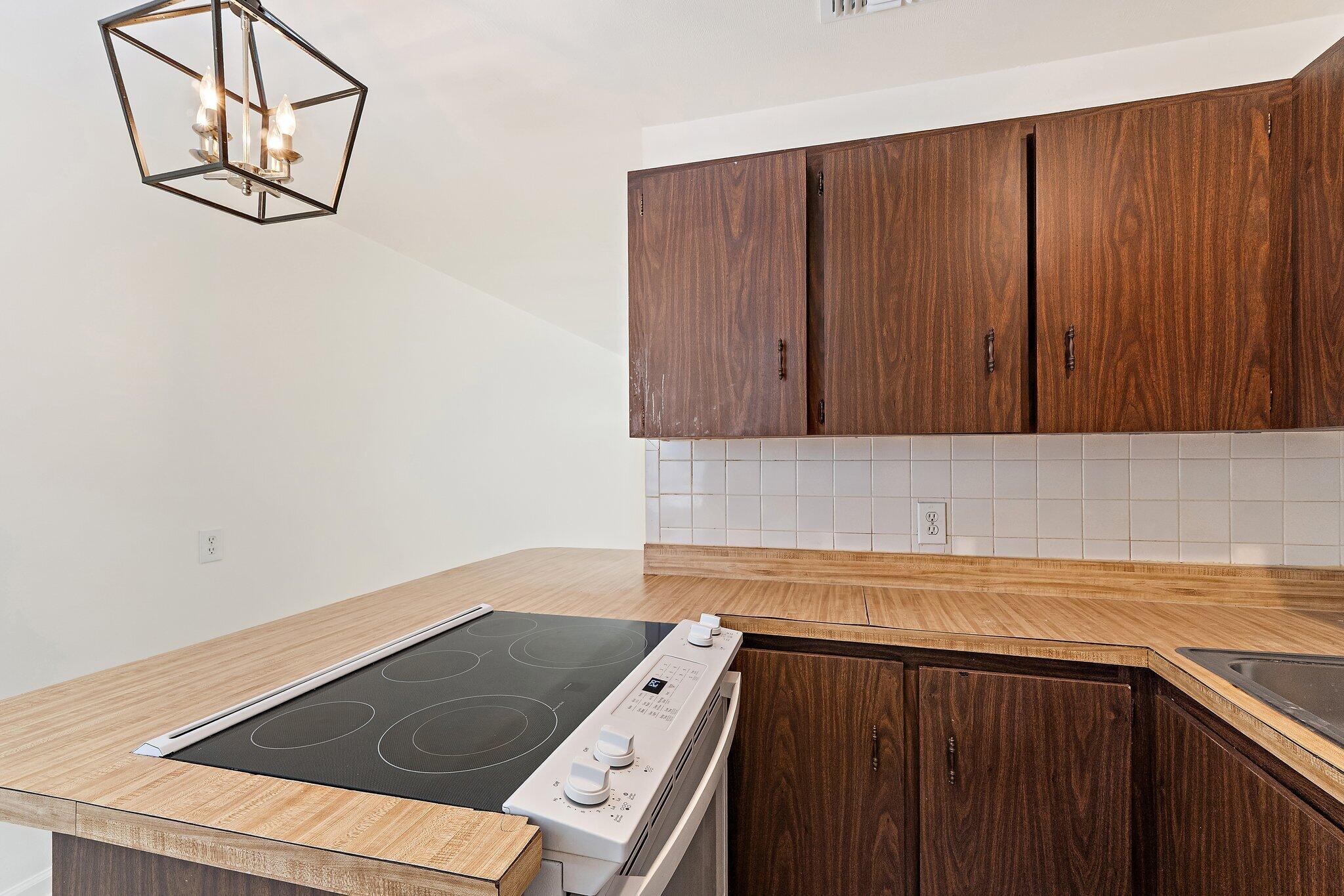 19147 SE Hillcrest Drive B