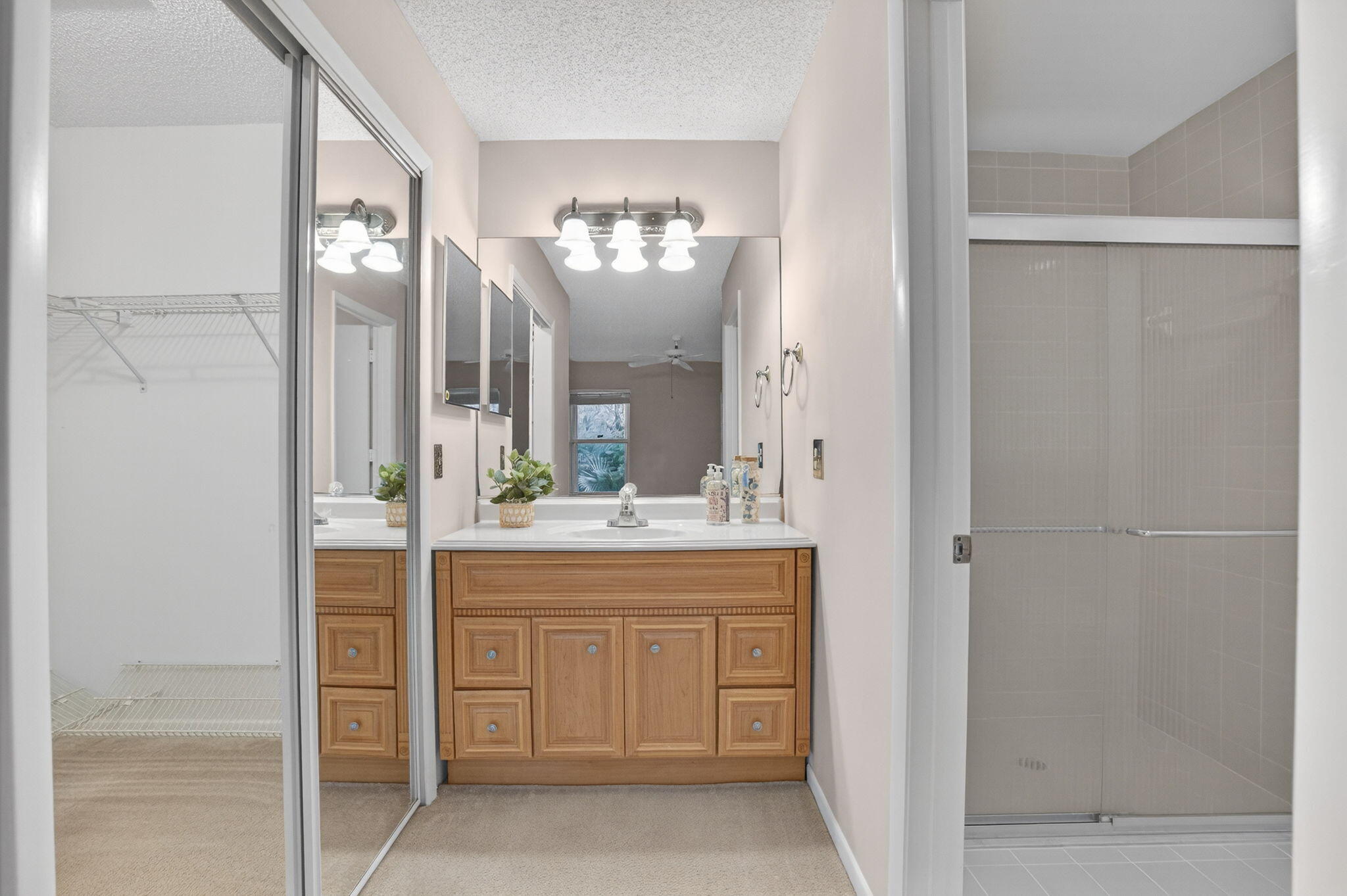 10819 SE Sea Pines Circle