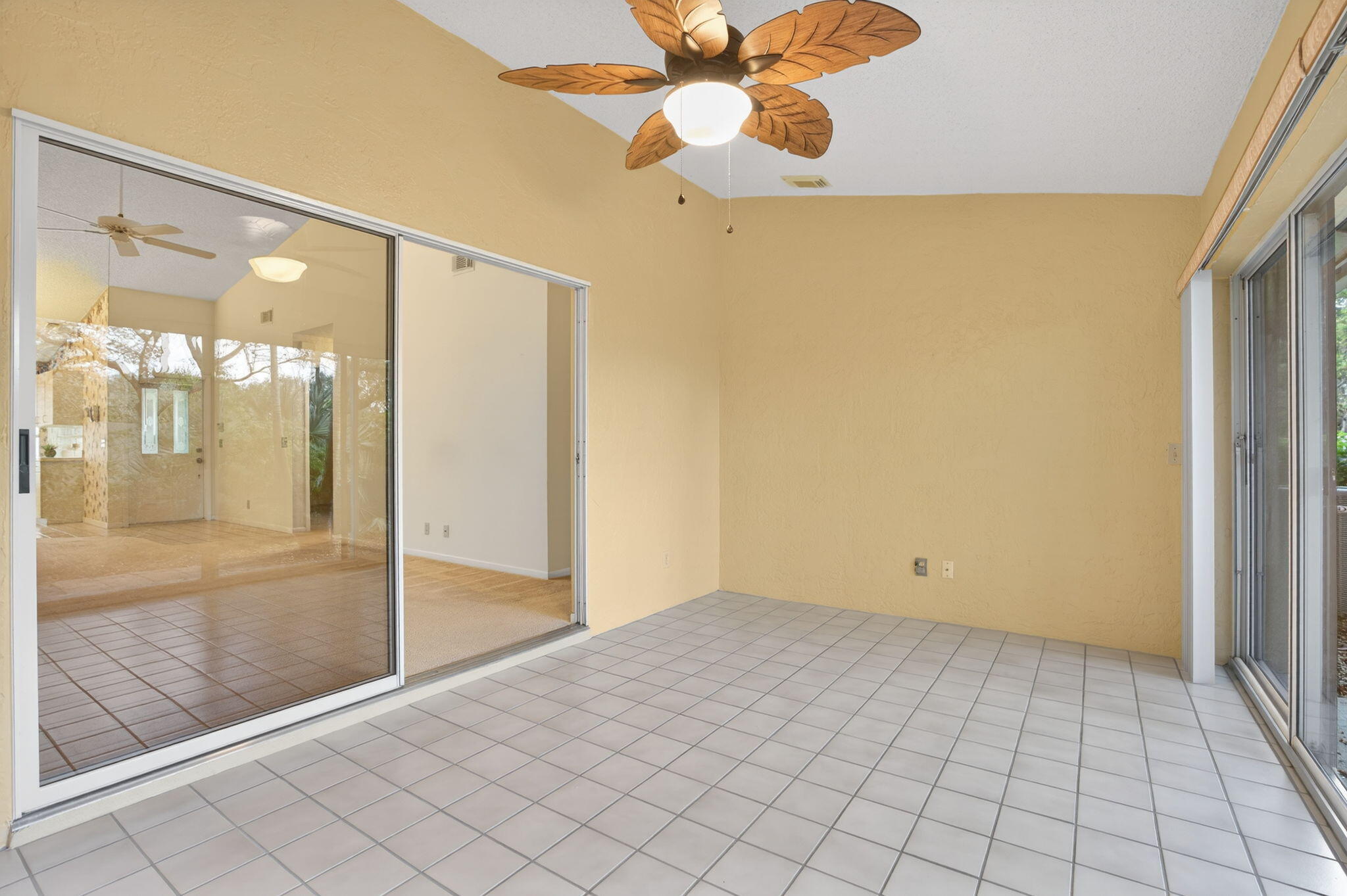 10819 SE Sea Pines Circle