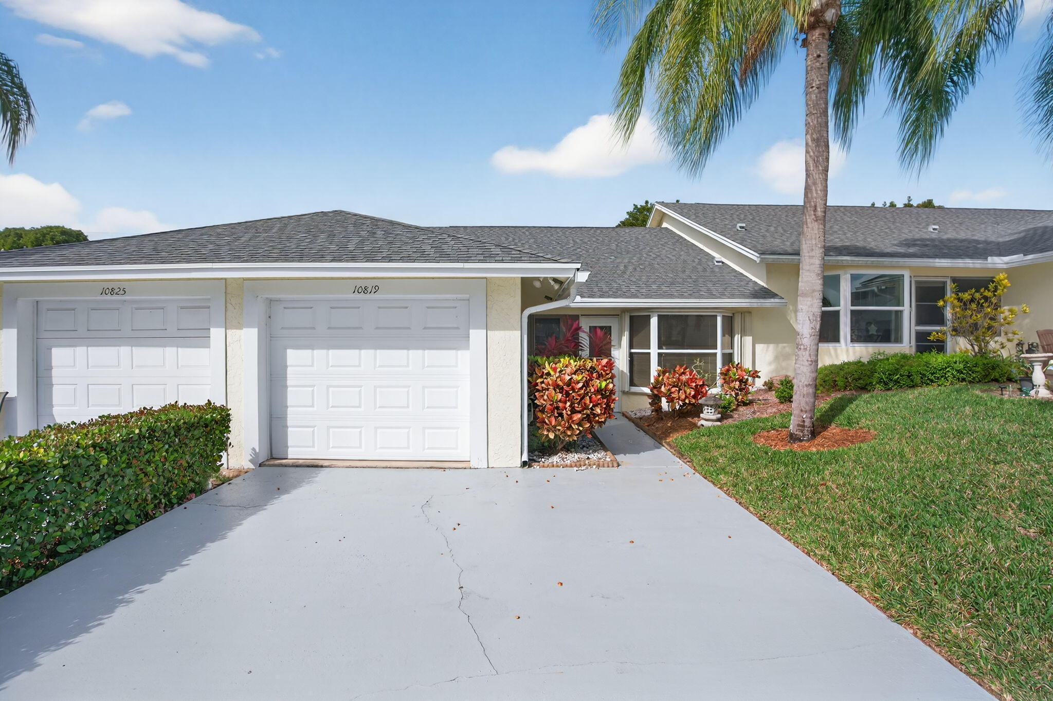 10819 SE Sea Pines Circle