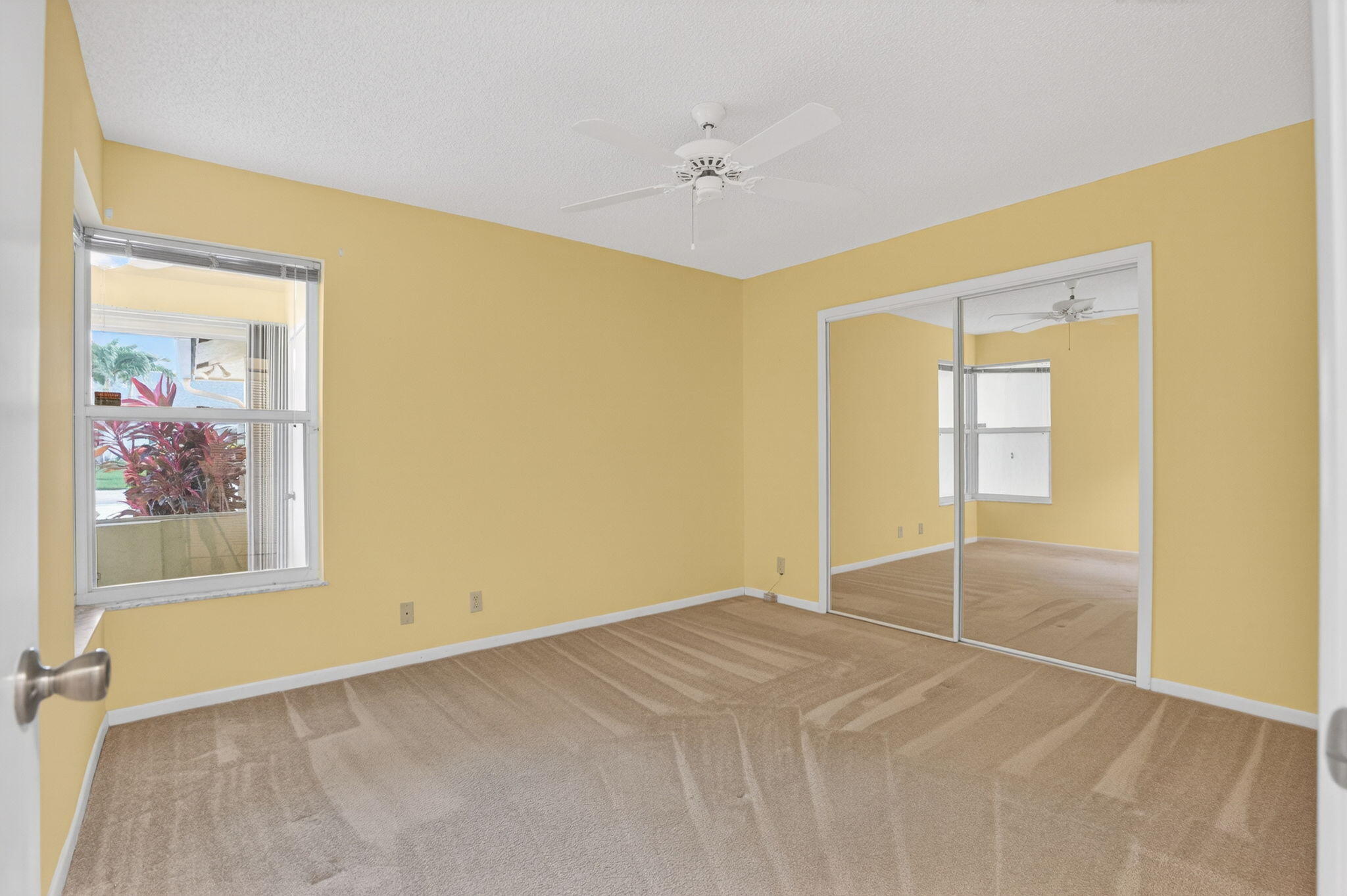 10819 SE Sea Pines Circle