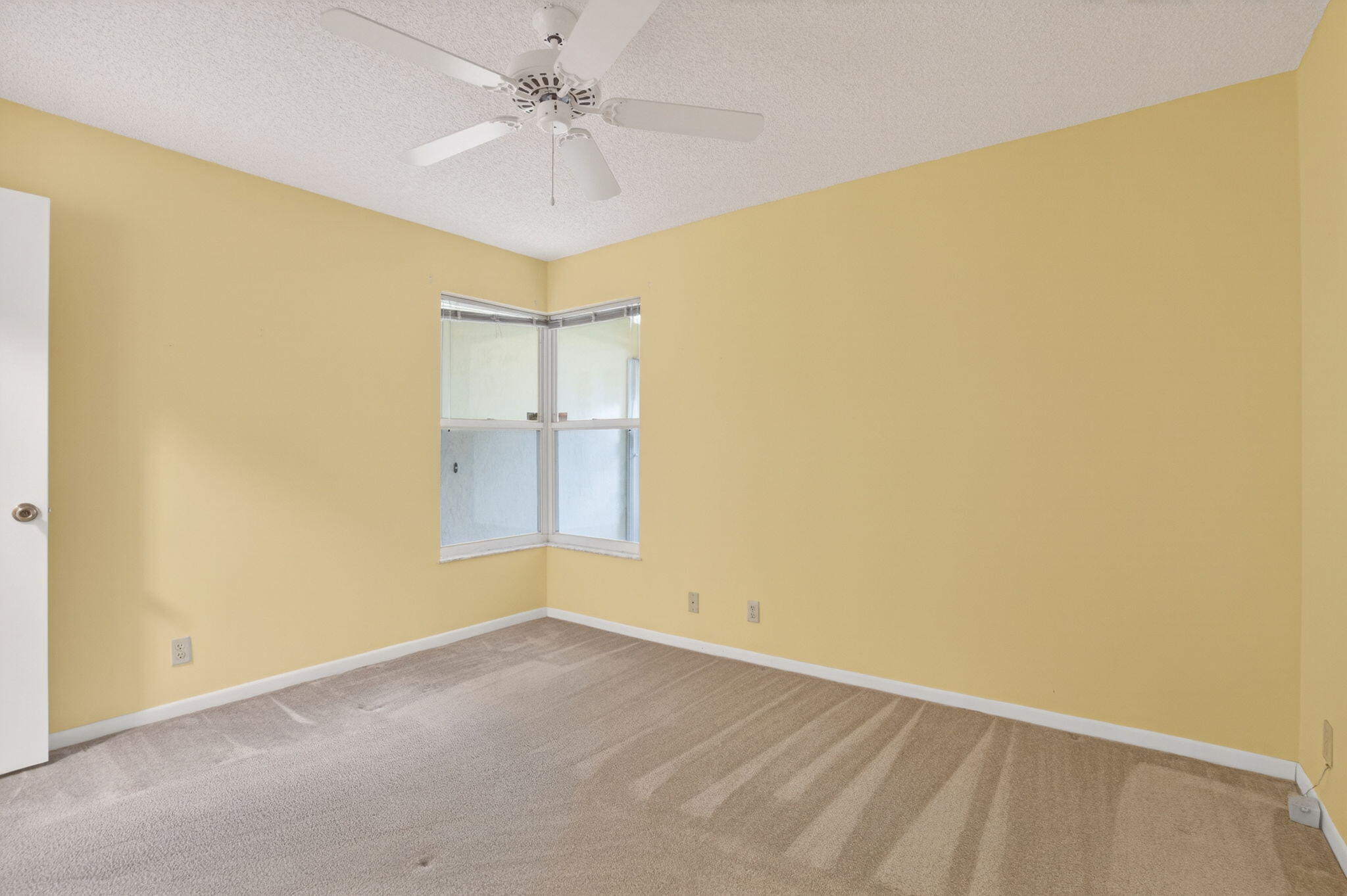 10819 SE Sea Pines Circle