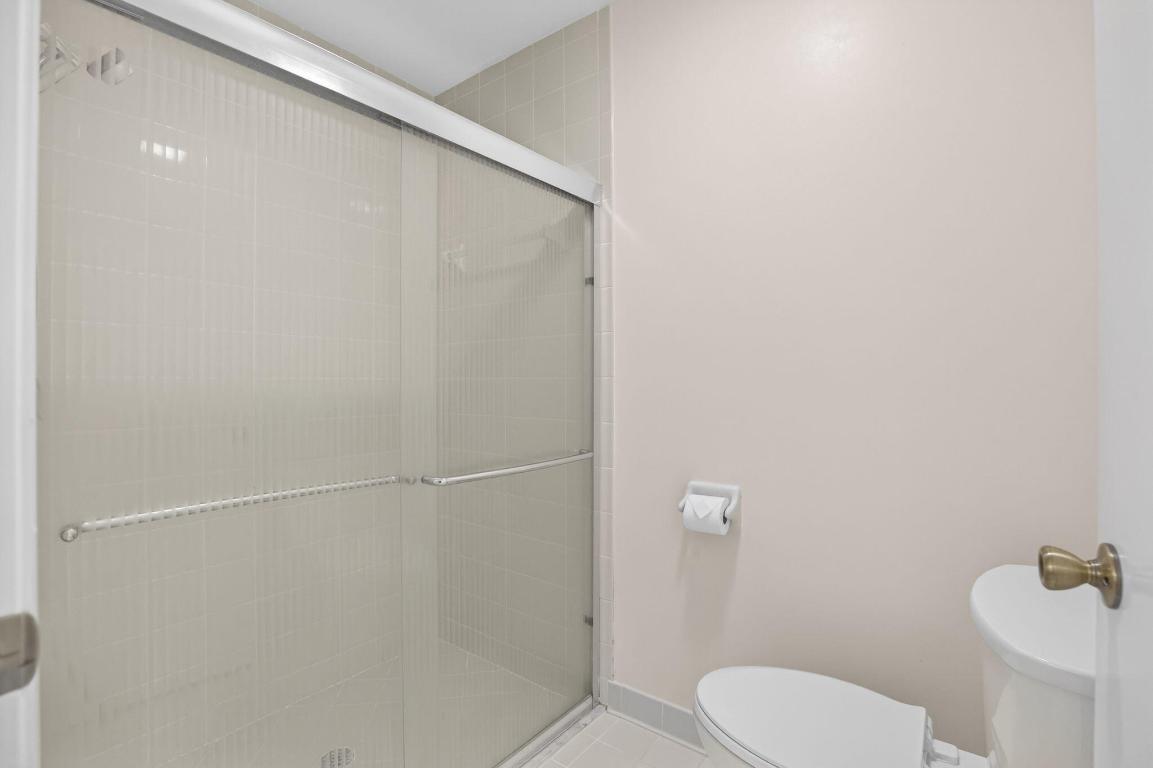 10819 SE Sea Pines Circle