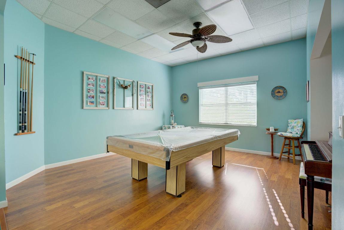 10819 SE Sea Pines Circle