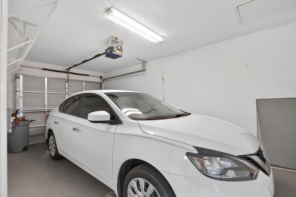 10819 SE Sea Pines Circle