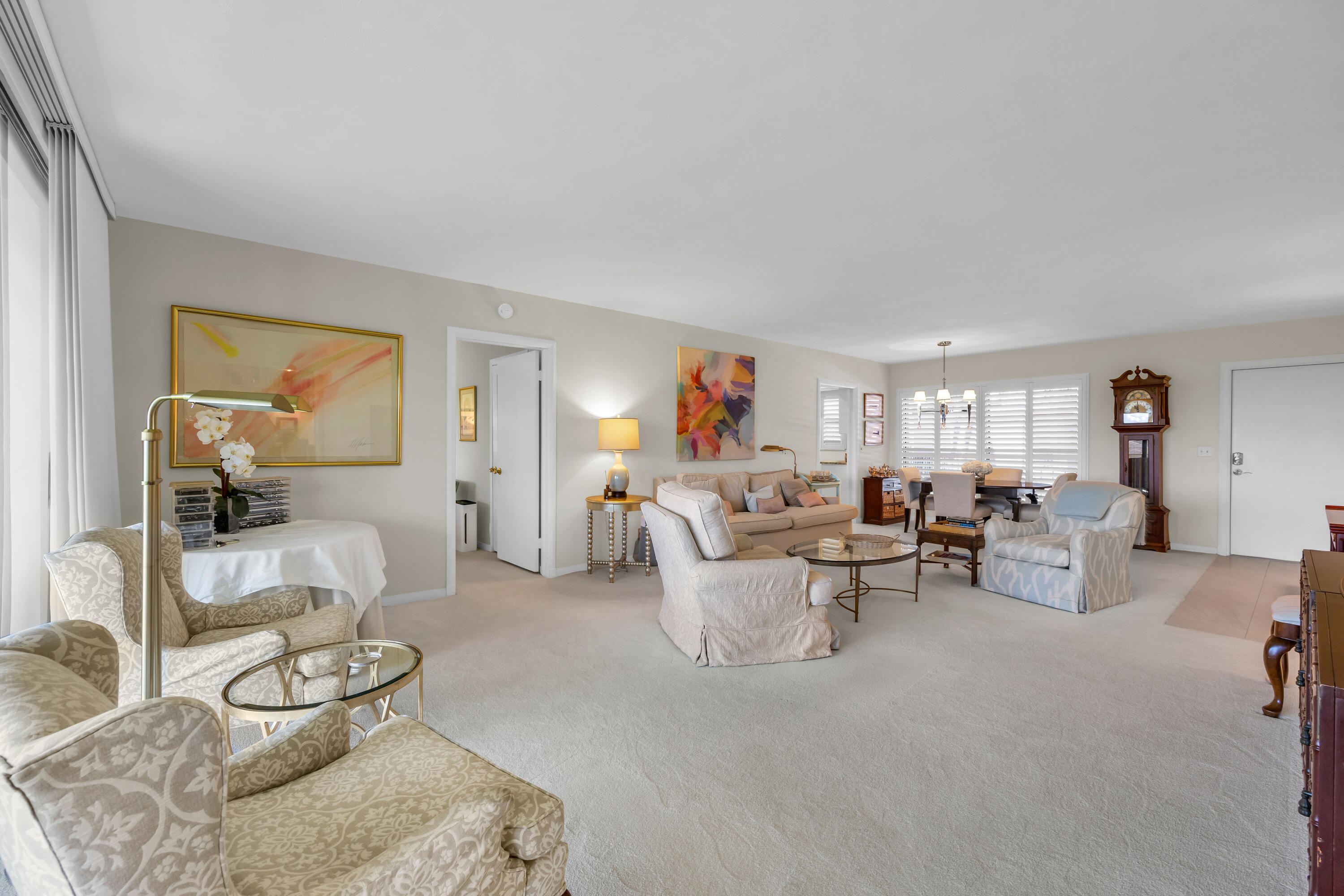 4 SE Turtle Creek Drive E