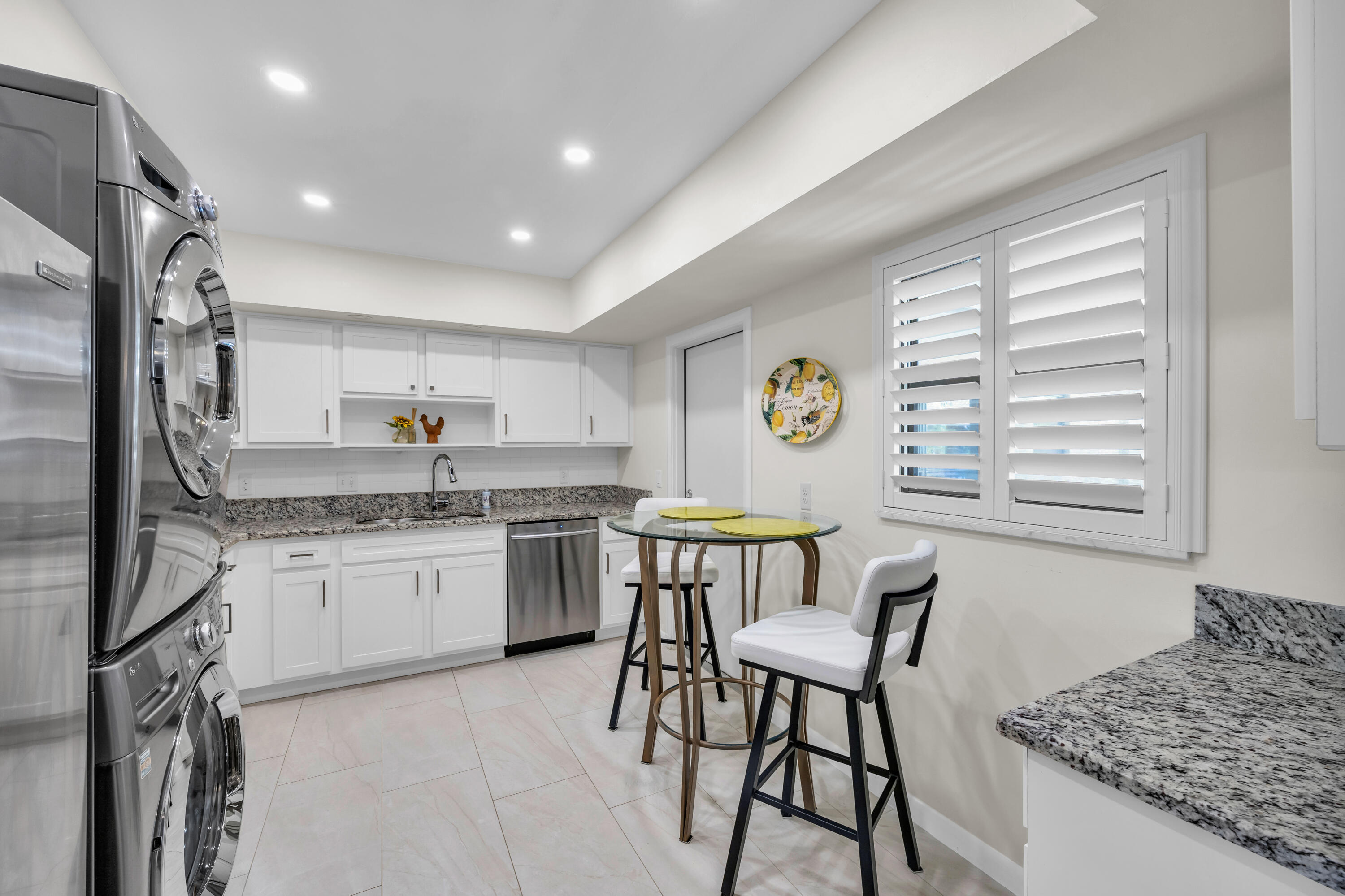 4 SE Turtle Creek Drive E