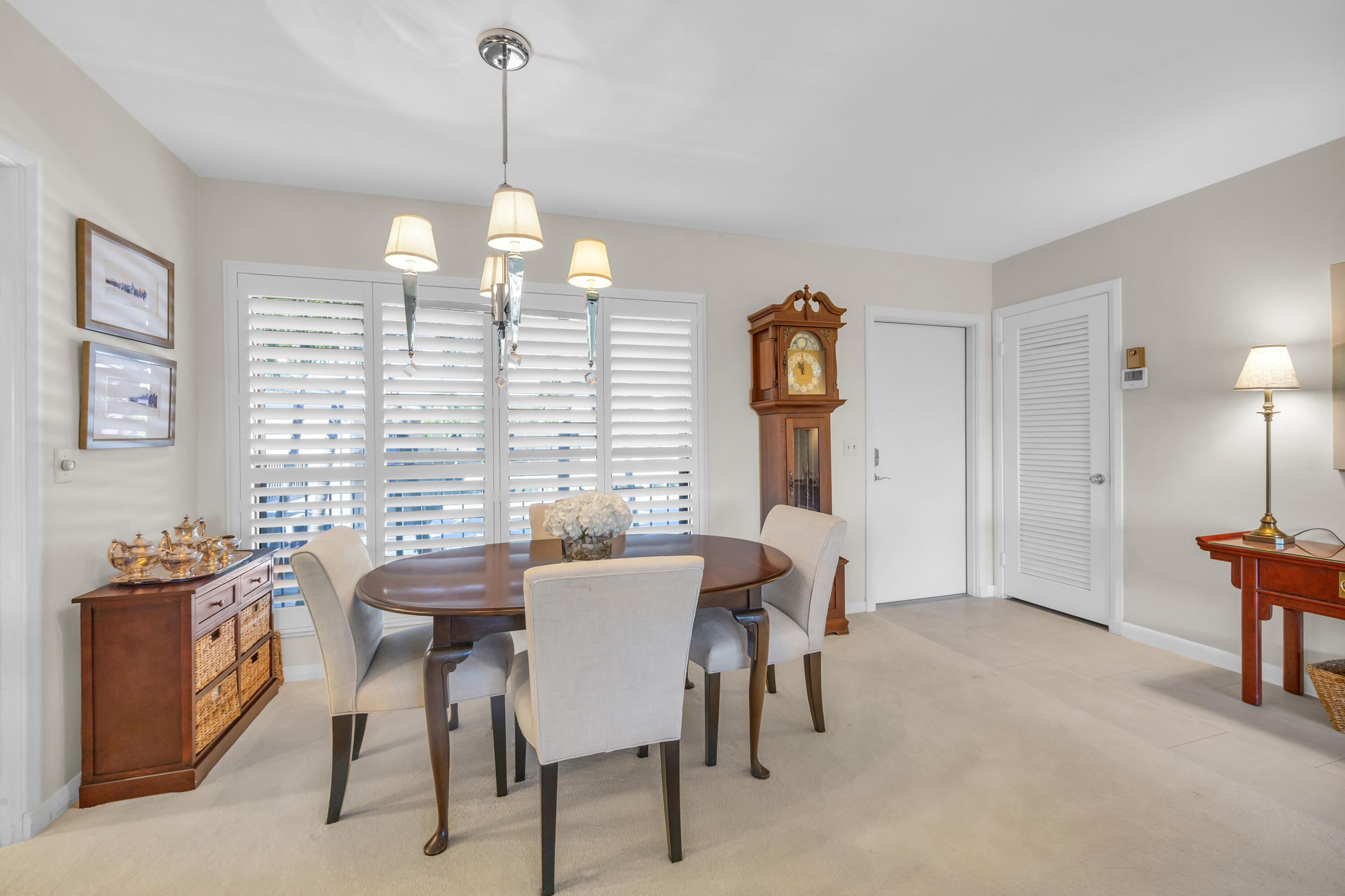 4 SE Turtle Creek Drive E