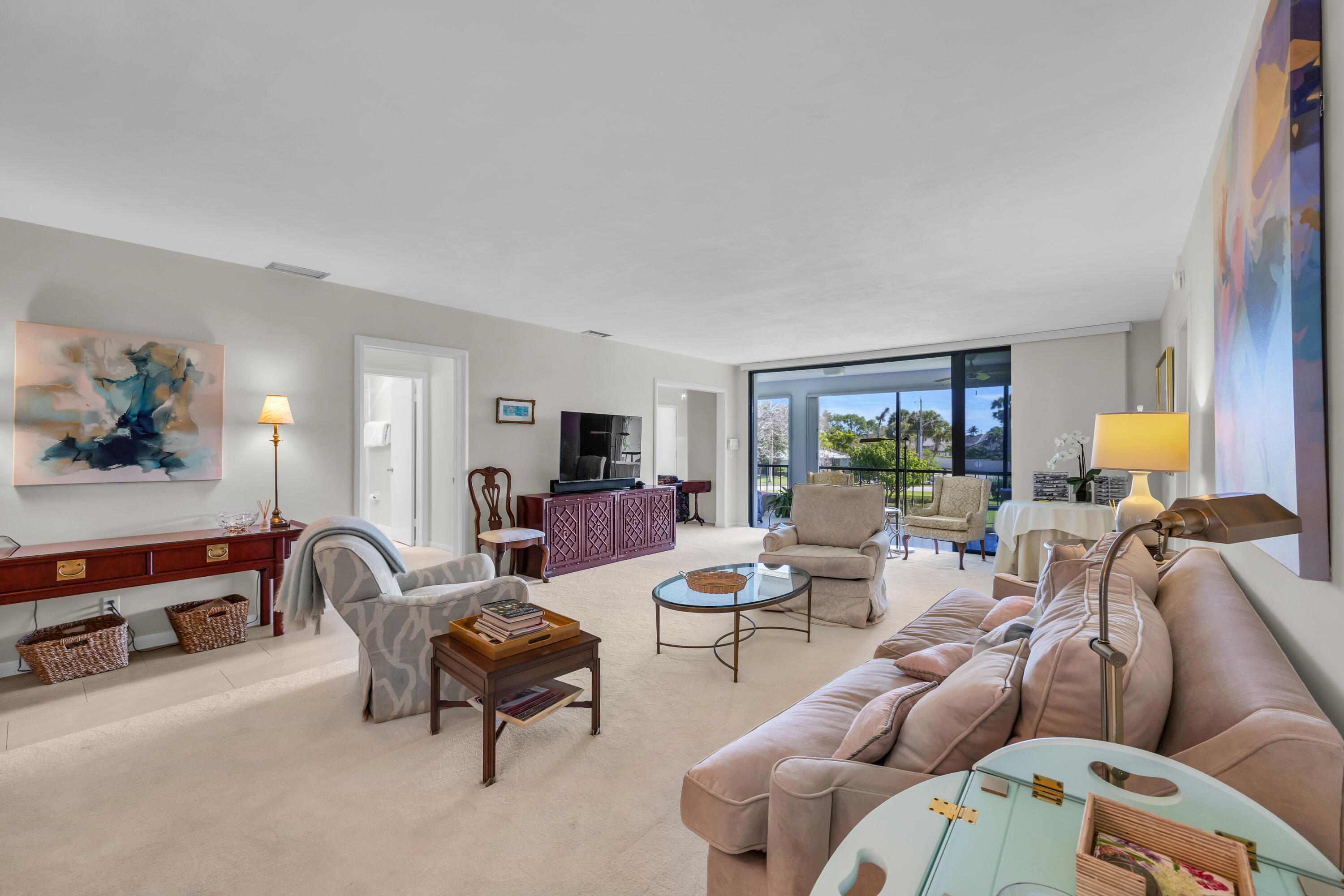 4 SE Turtle Creek Drive E