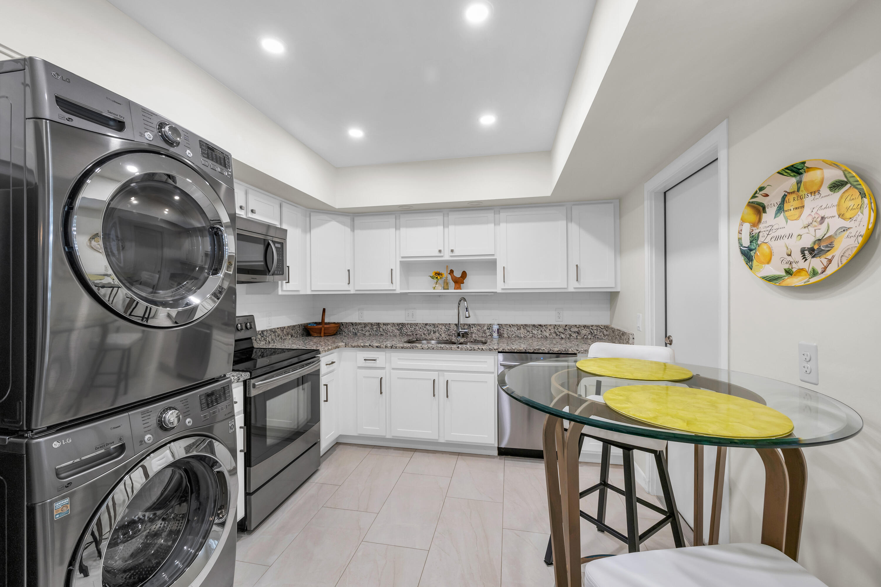 4 SE Turtle Creek Drive E