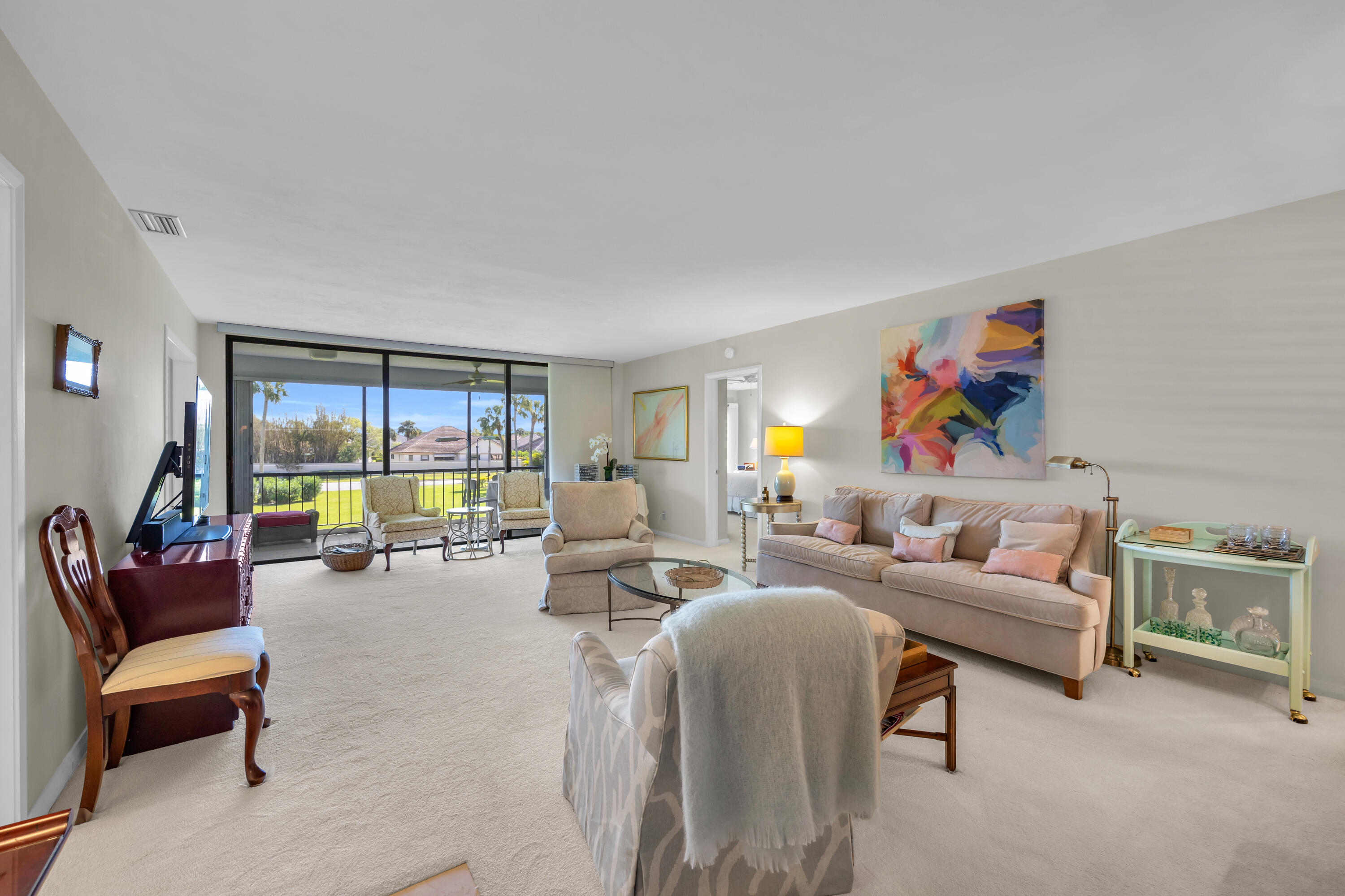 4 SE Turtle Creek Drive E