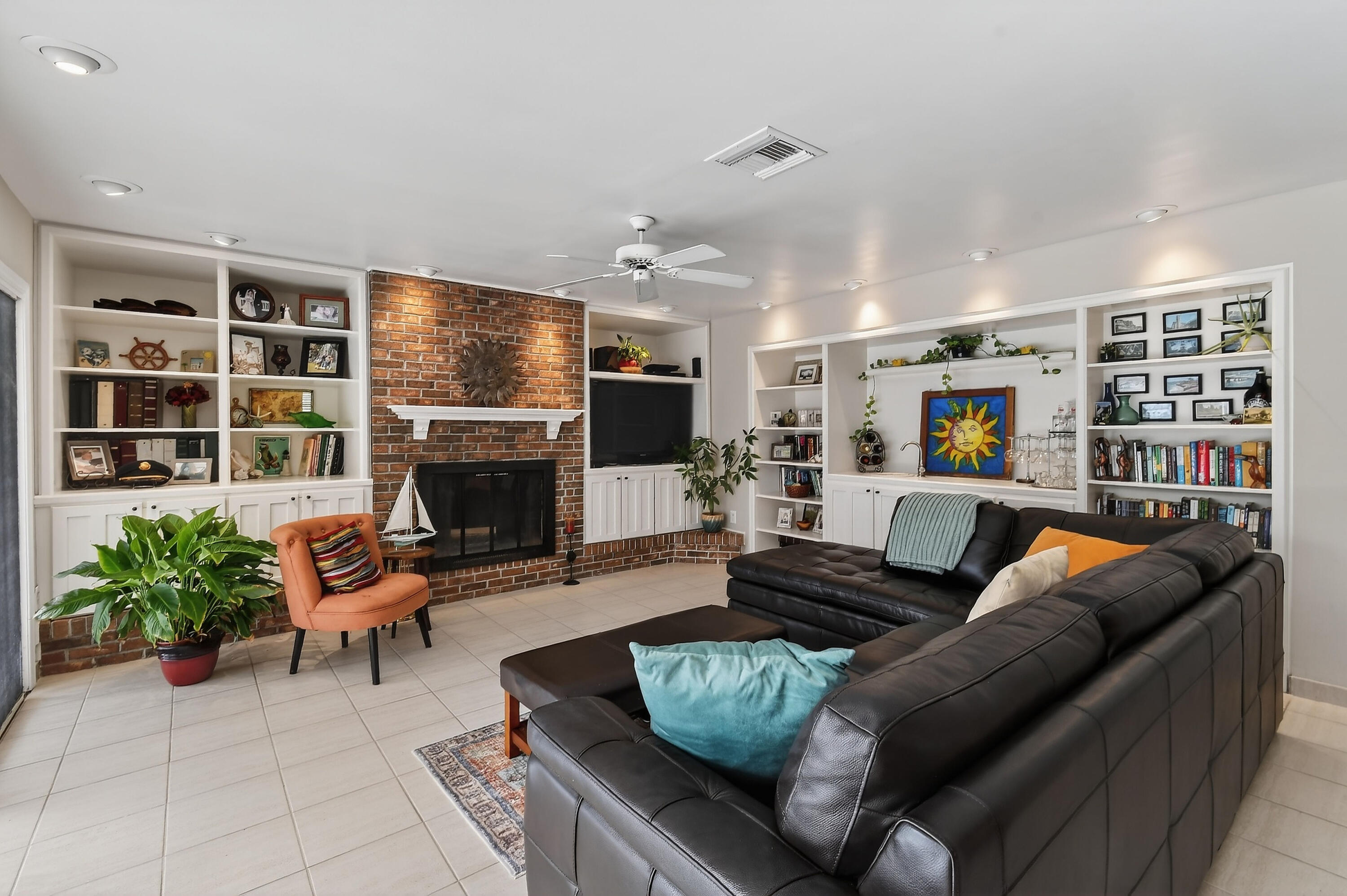 285 Golfview Drive