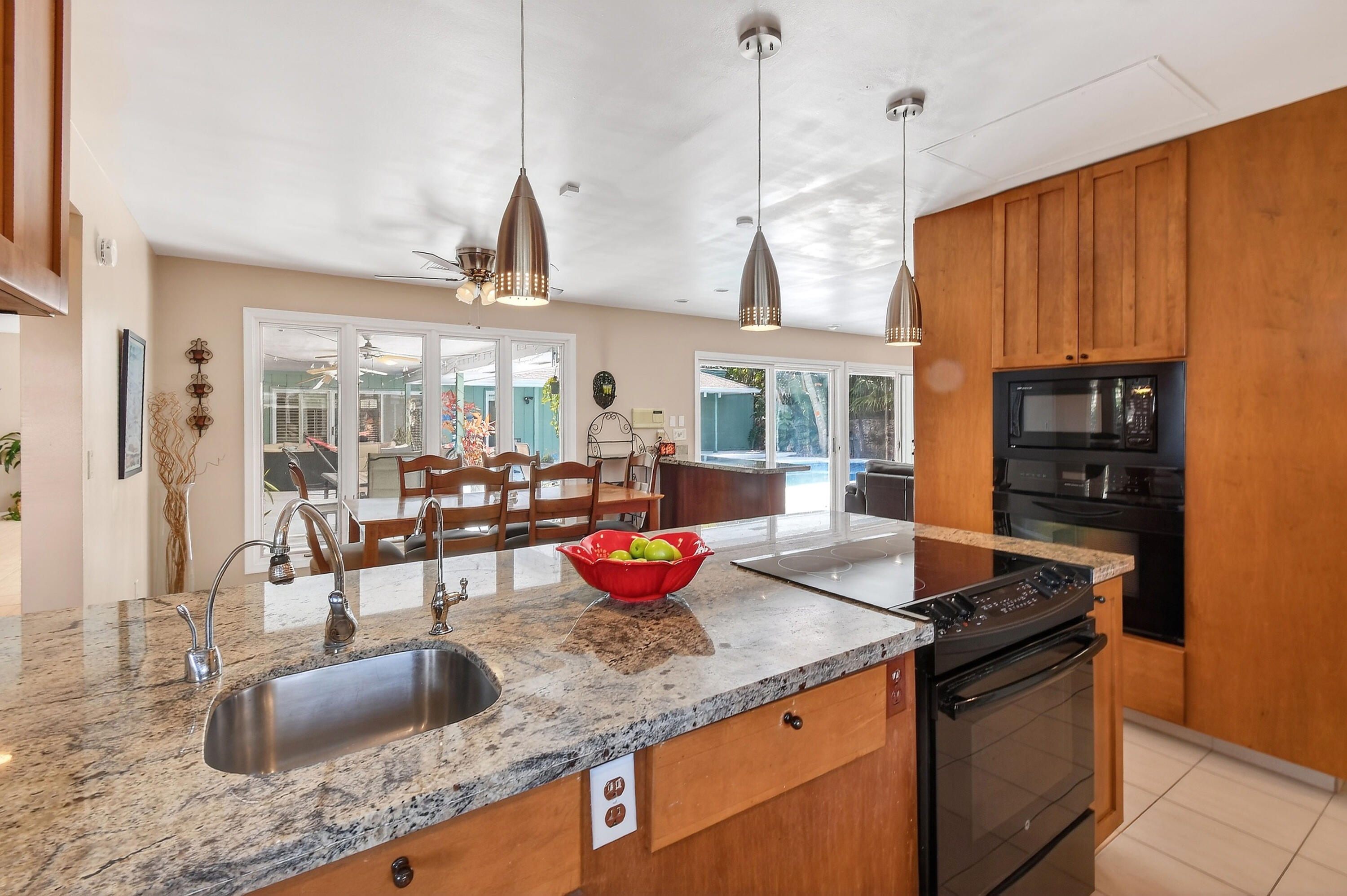 285 Golfview Drive
