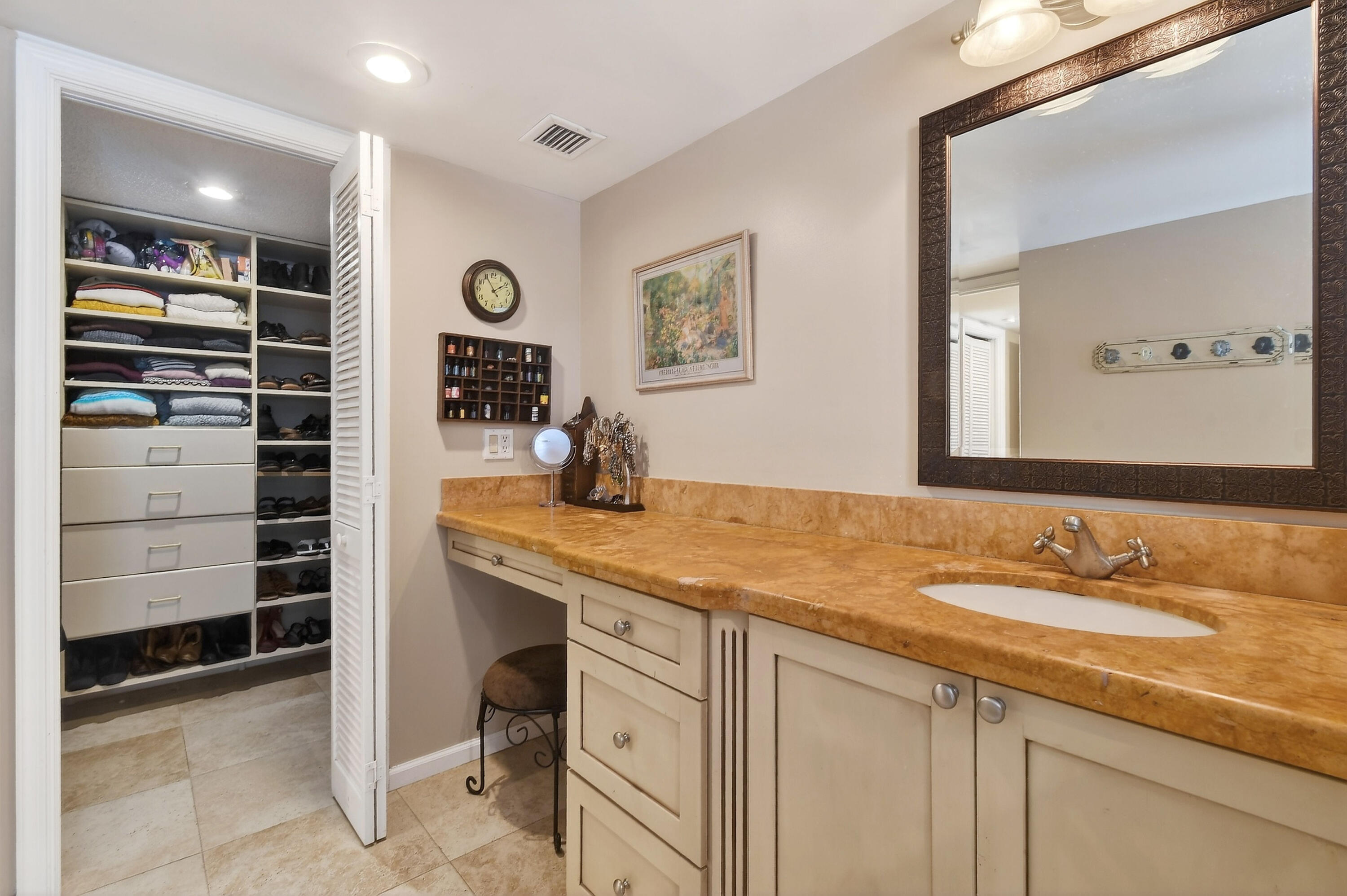 285 Golfview Drive