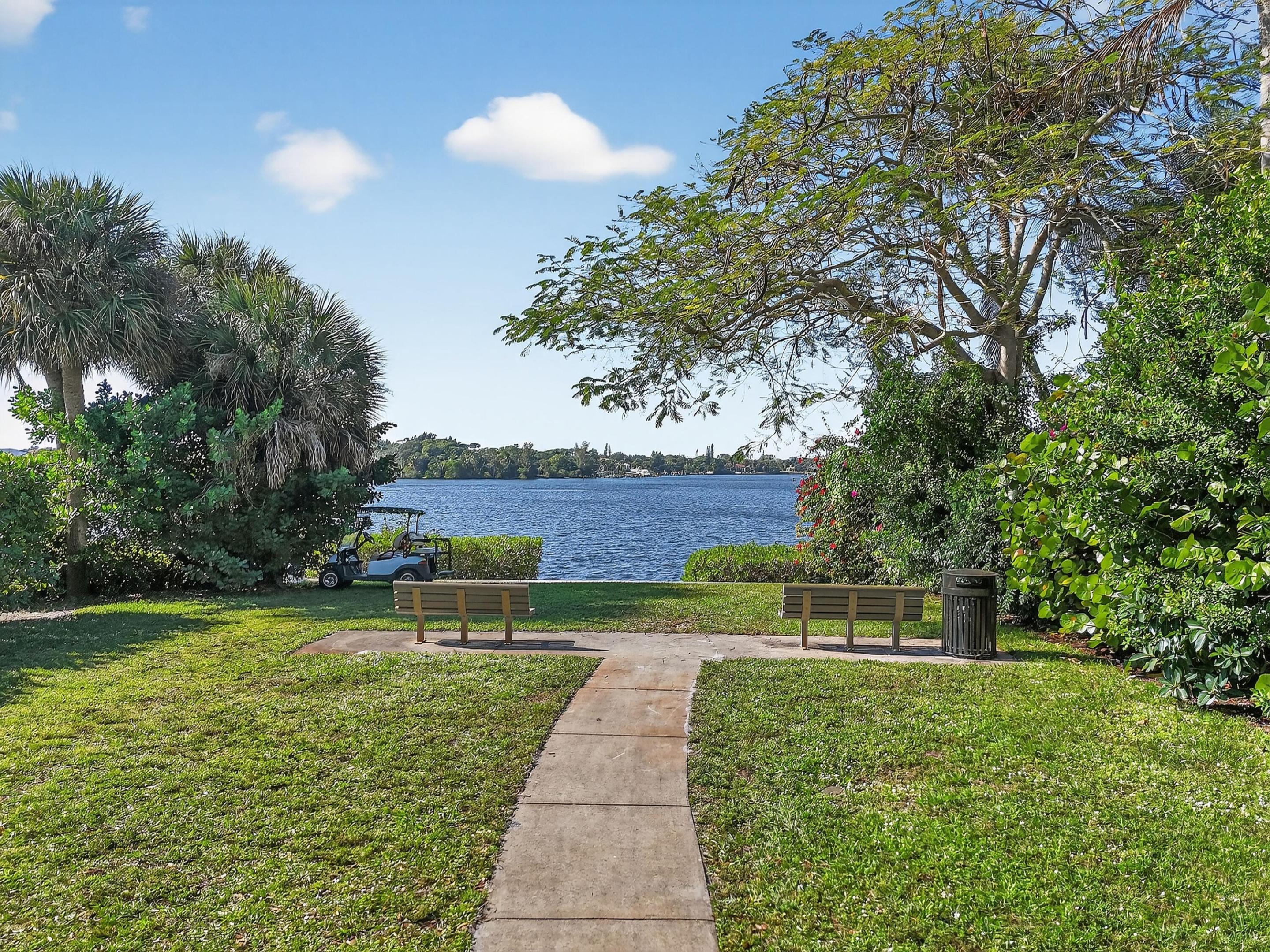285 Golfview Drive